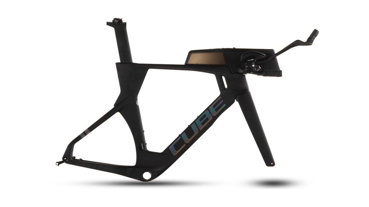 Main image of CUBE CUBE AERIUM C:68X TT FRAMESET CARBON/PRISM