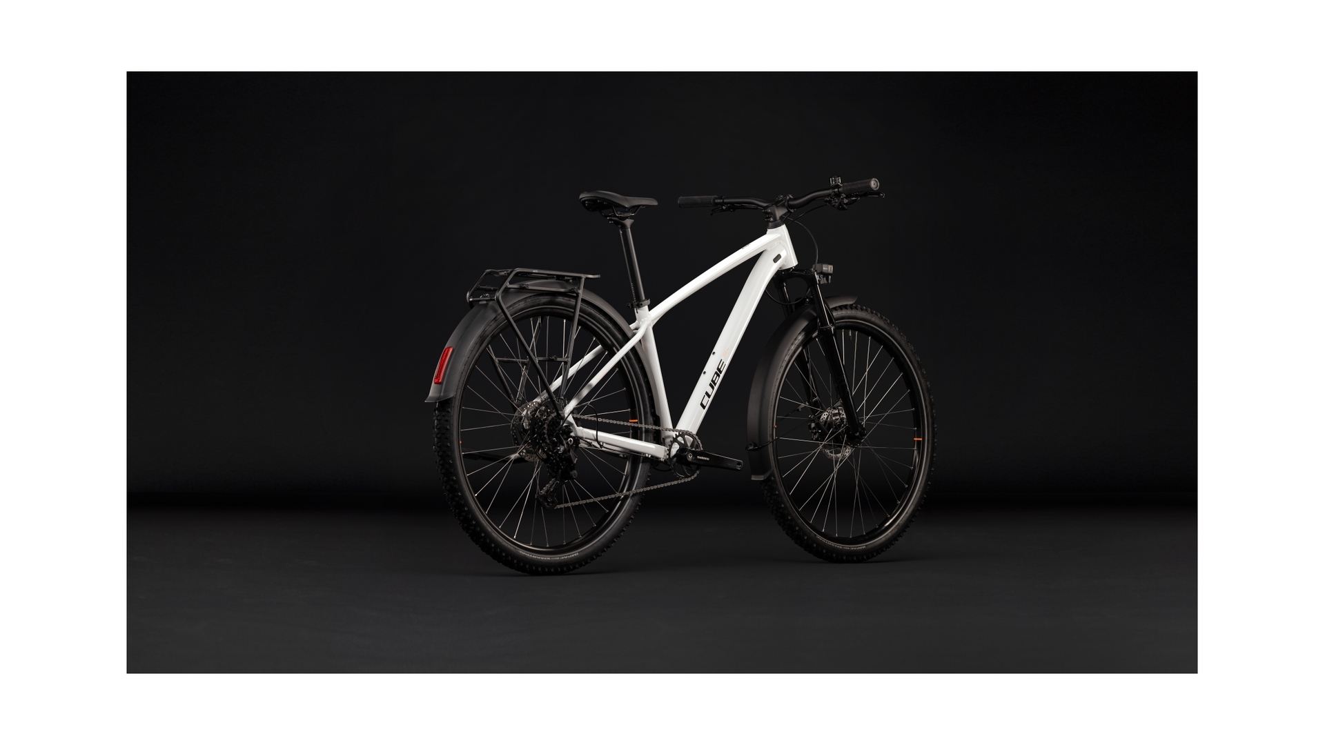 Cube Aim ONE FE metallicwhite´n´black