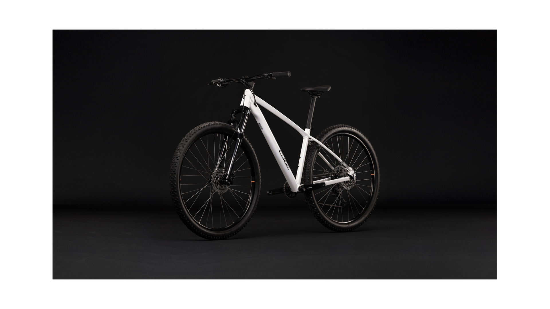 Cube Aim ONE metallicwhite´n´black