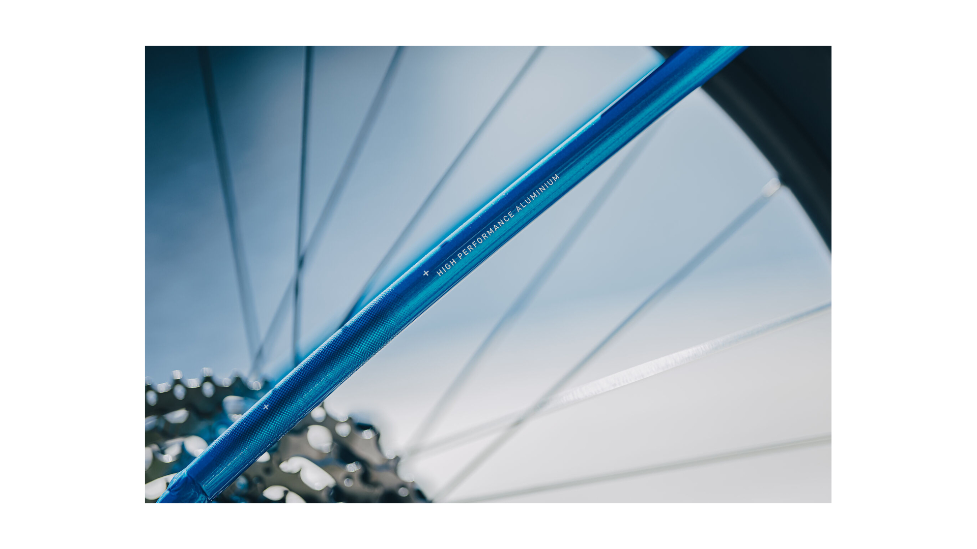 Cube Aim Pro topasblue´n´blue