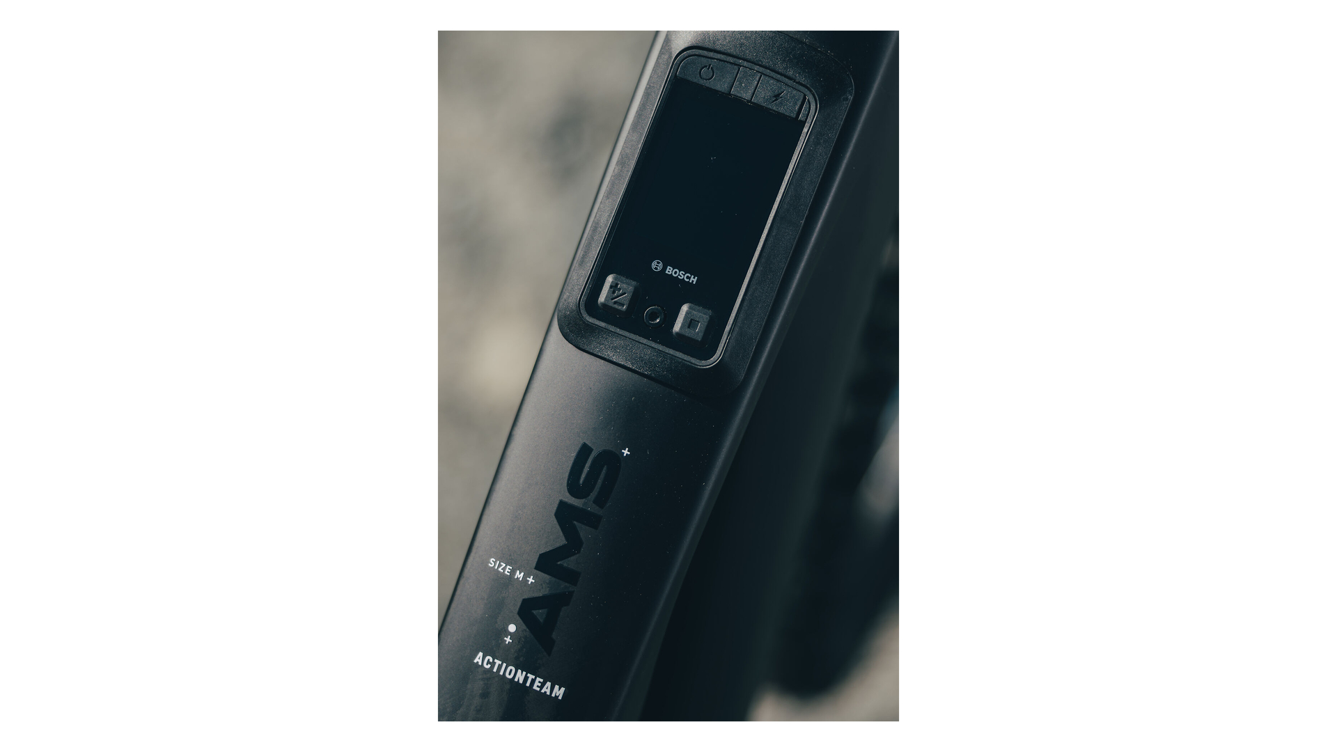 Cube AMS Hybrid 177 C:62 AT 600X carbon´n´white