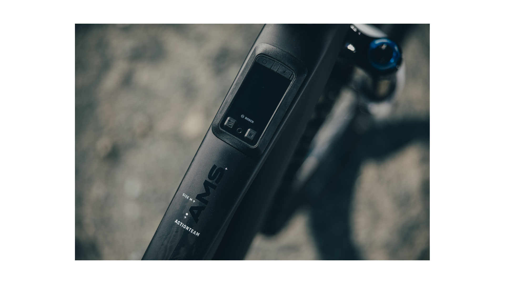 Cube AMS Hybrid 177 C:62 AT 600X carbon´n´white