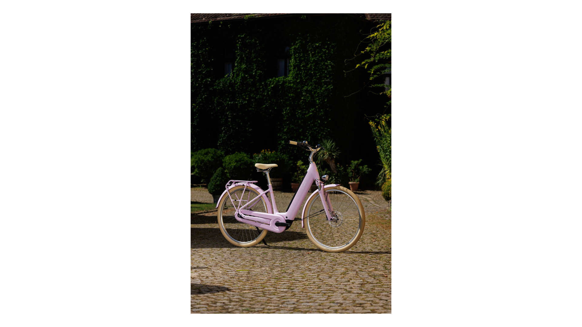 Cube Aruba Hybrid 600 cottoncandy´n´creme