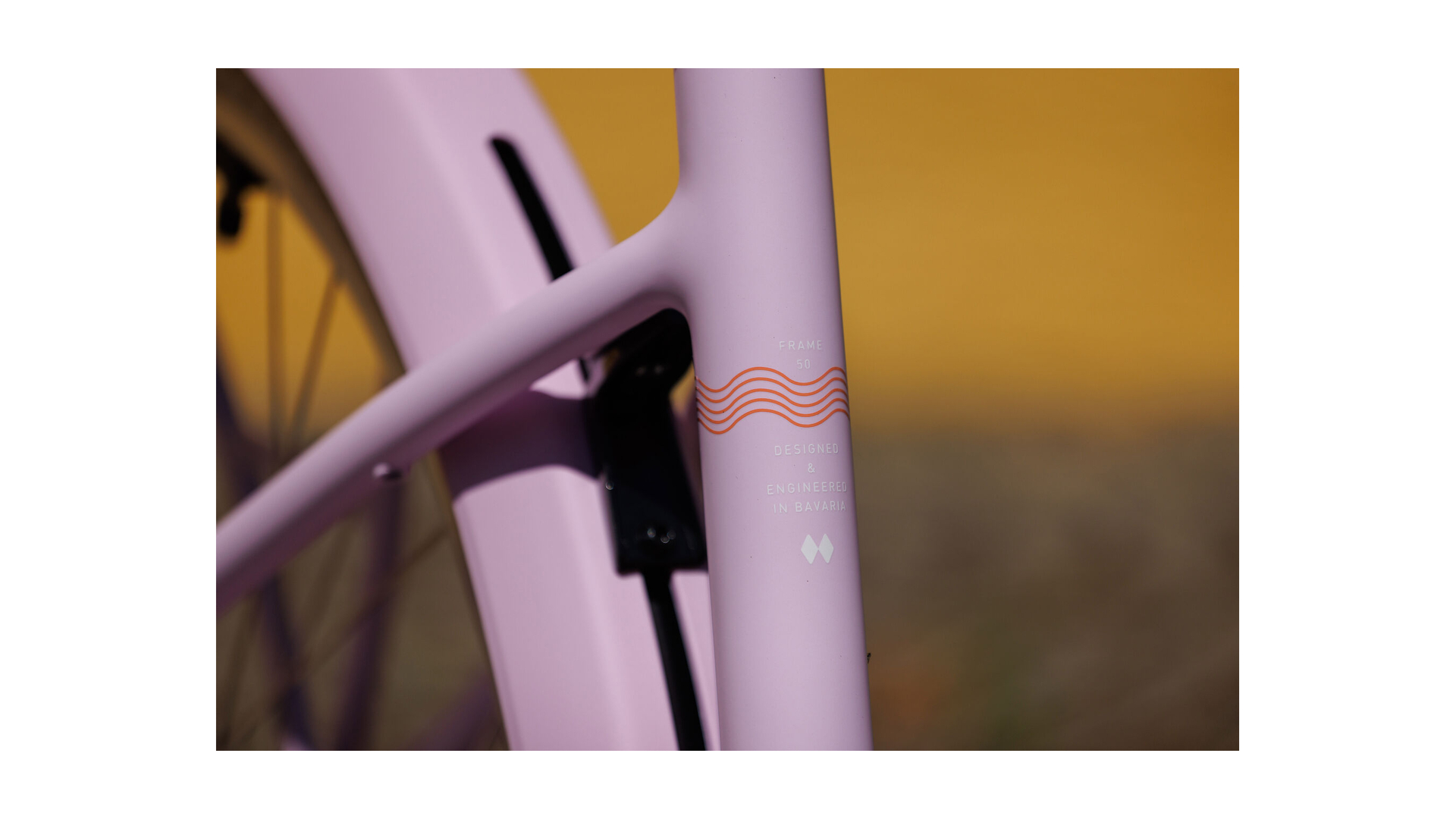 Cube Aruba Hybrid 600 cottoncandy´n´creme