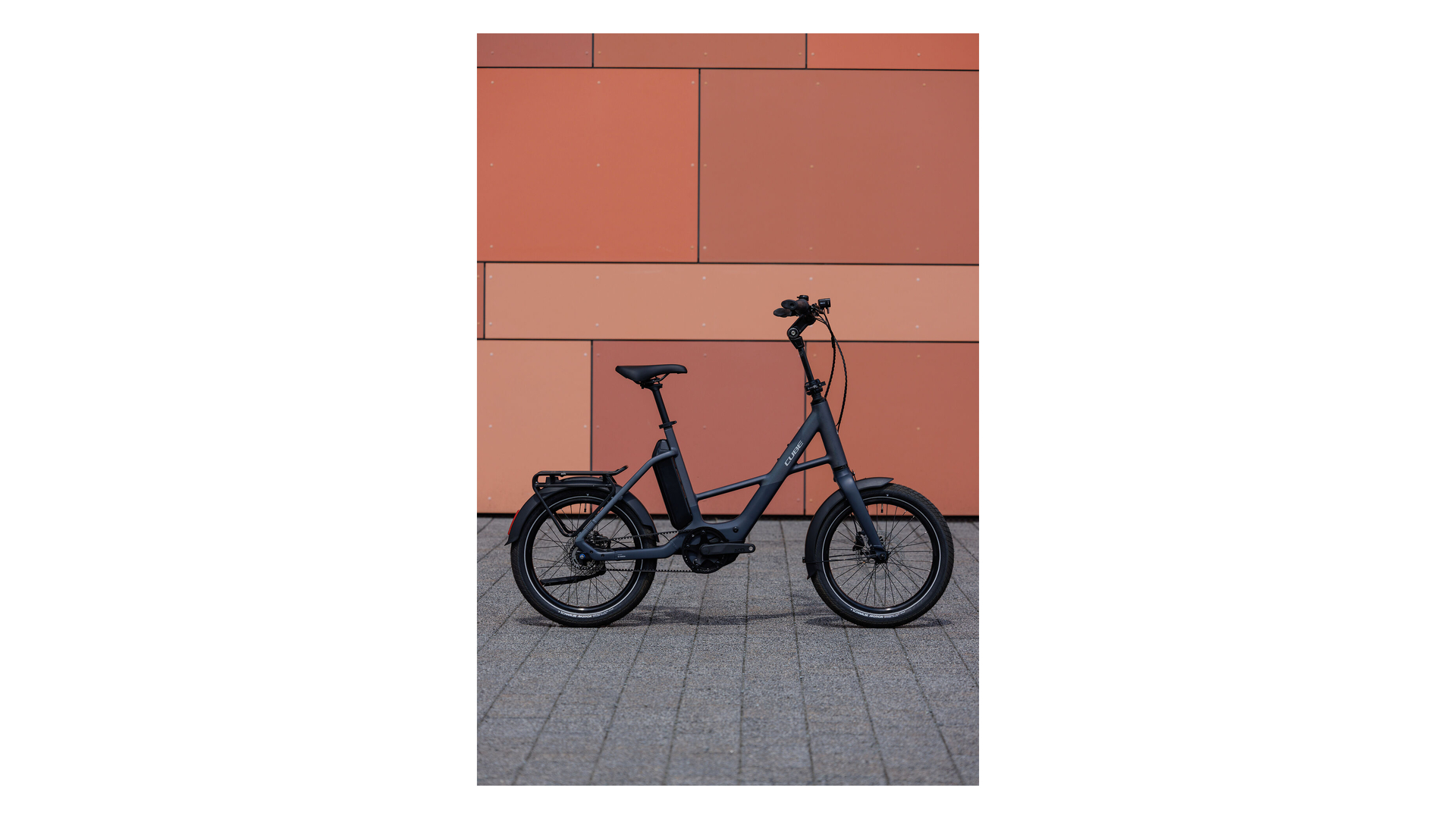 Cube Compact Hybrid Deluxe 540 nightsky´n´grey