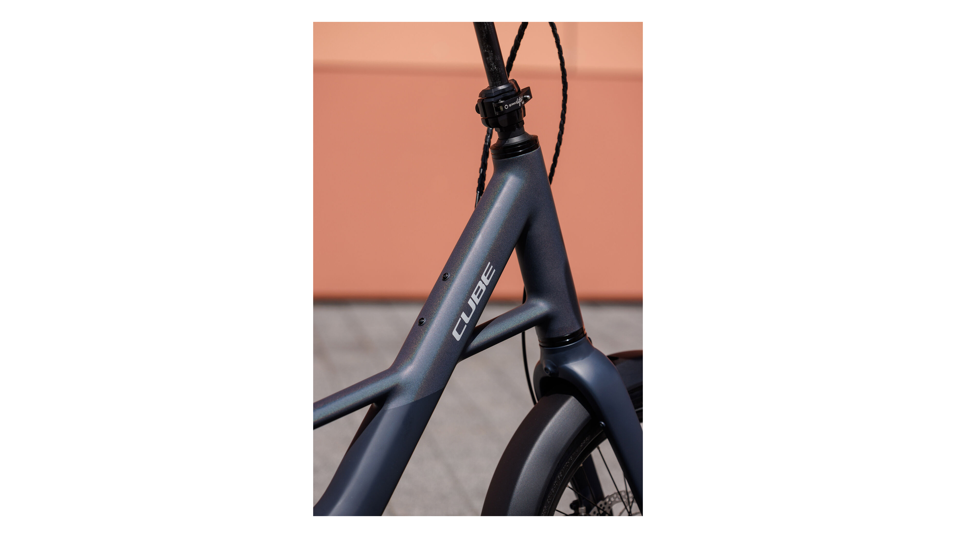 Cube Compact Hybrid Deluxe 540 nightsky´n´grey