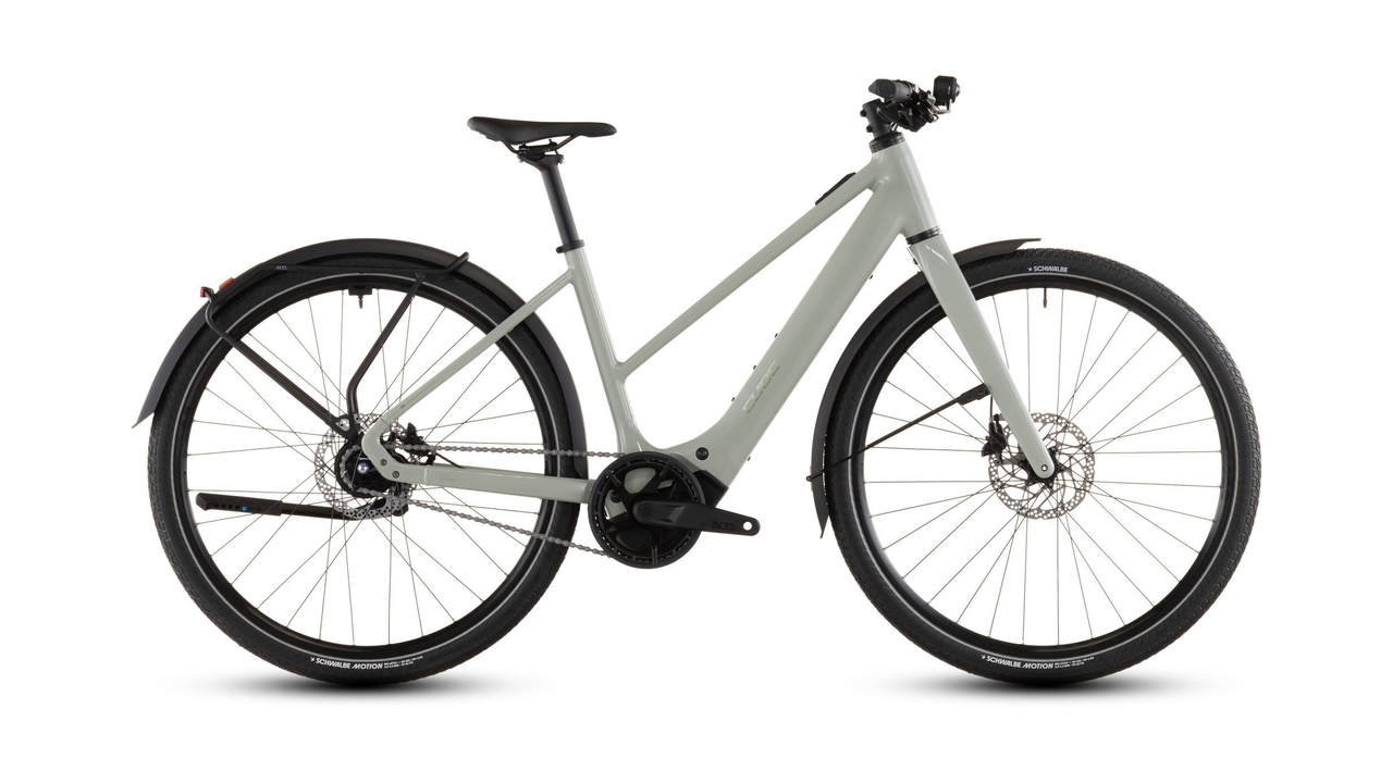 Main image of CUBE CUBE EDITOR HYBRID SLX 400X FE REEDBEIGE/CHROME