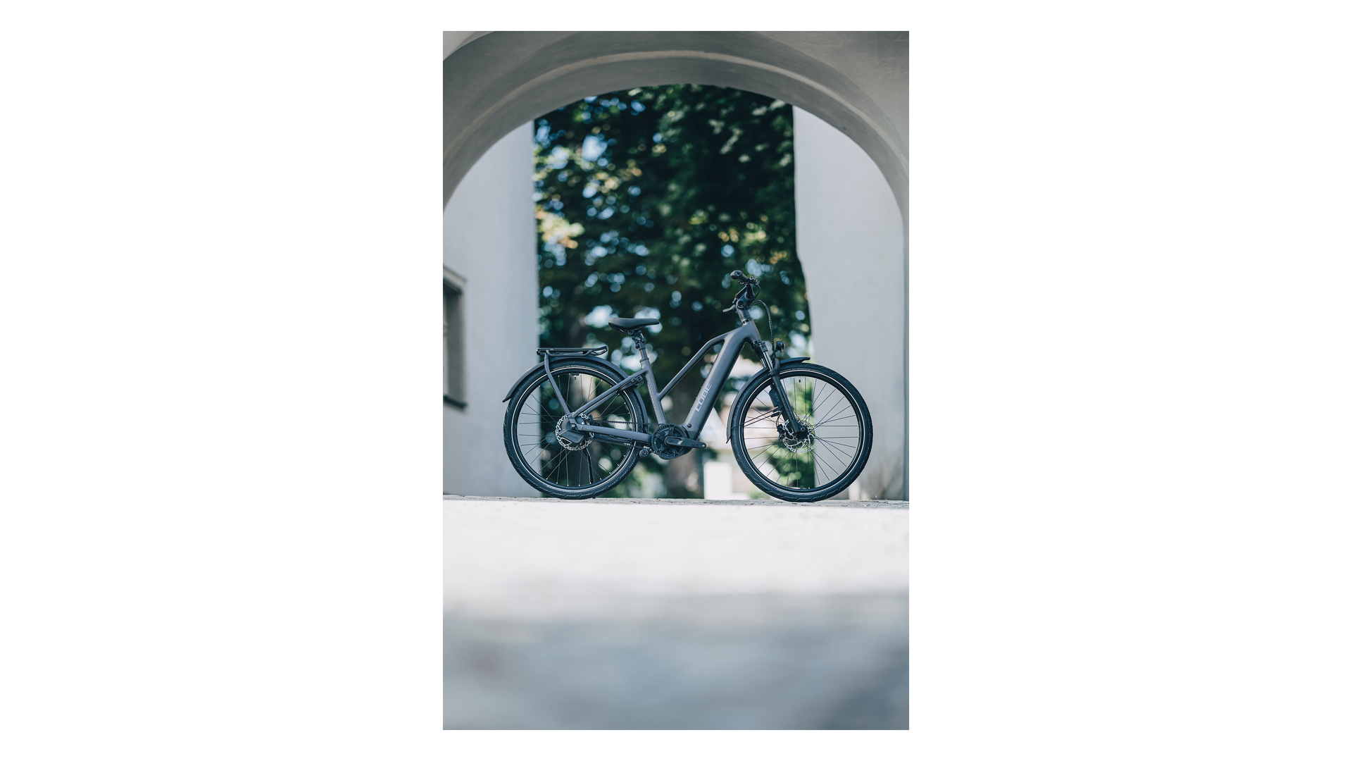 Cube Kathmandu Hybrid Deluxe EXC 800 stealthgrey´n´grey