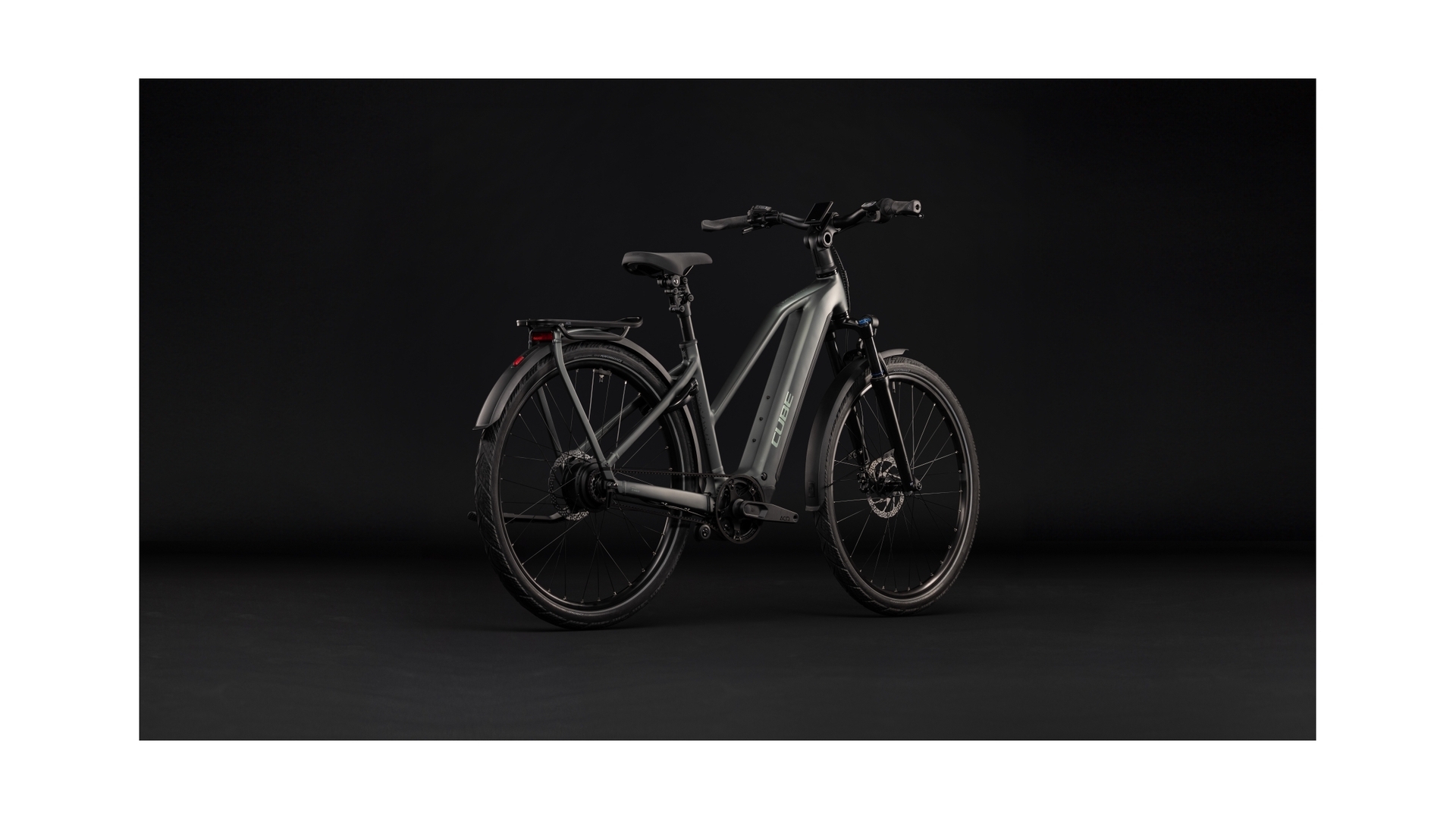 Cube Kathmandu Hybrid Deluxe Pro 800 blackforest´n´chrome