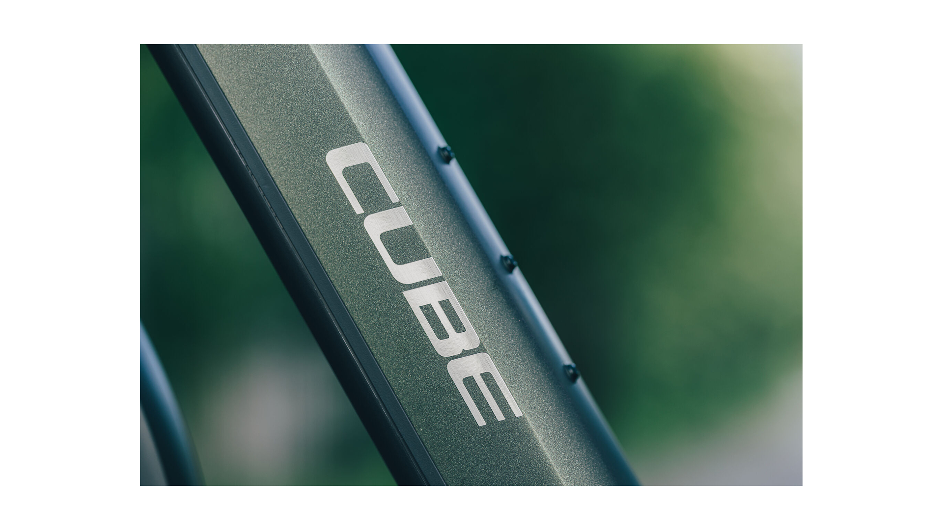 Cube Kathmandu Hybrid EXC 800 stellar´n´chrome