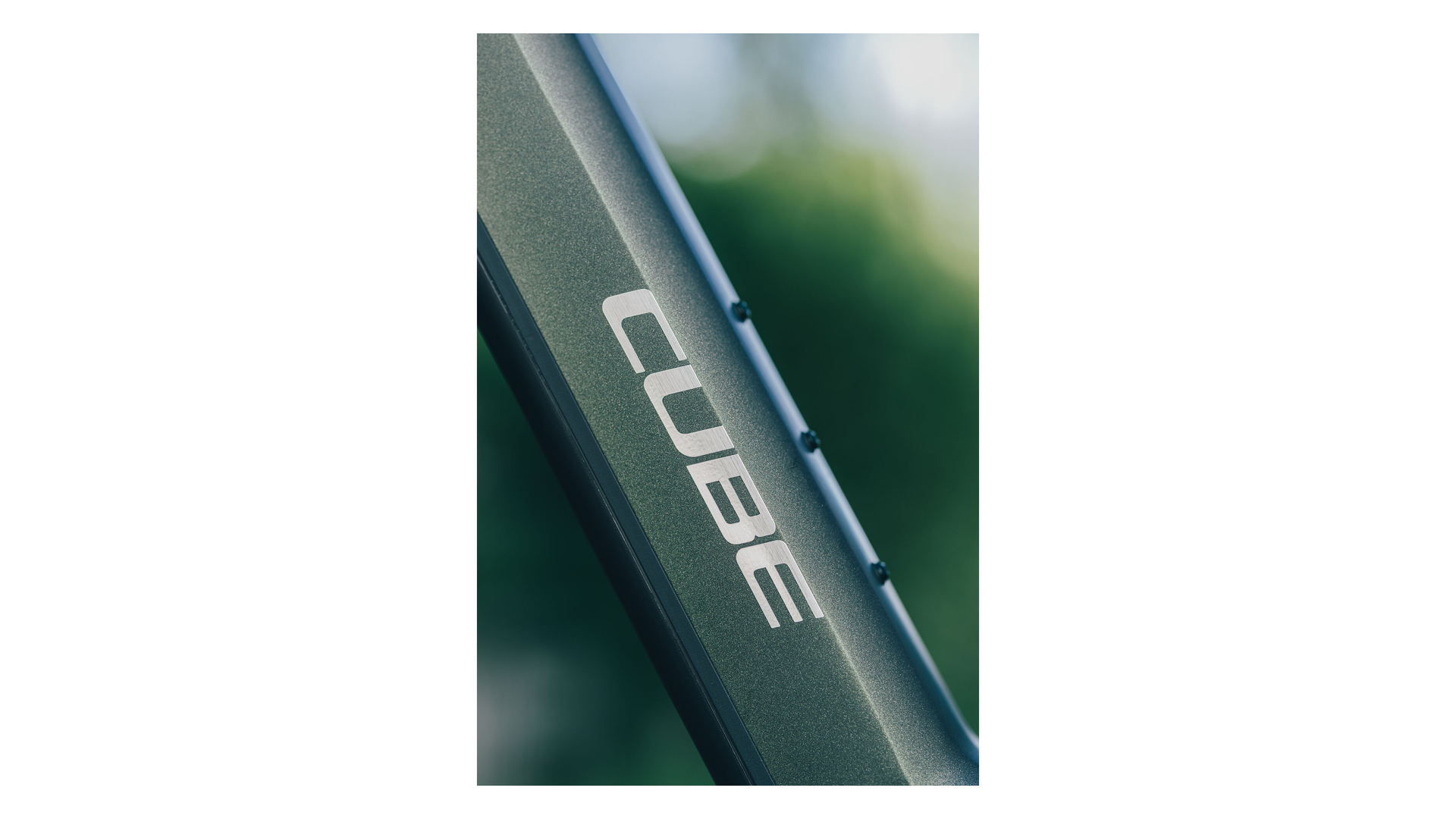 Cube Kathmandu Hybrid EXC 800 stellar´n´chrome
