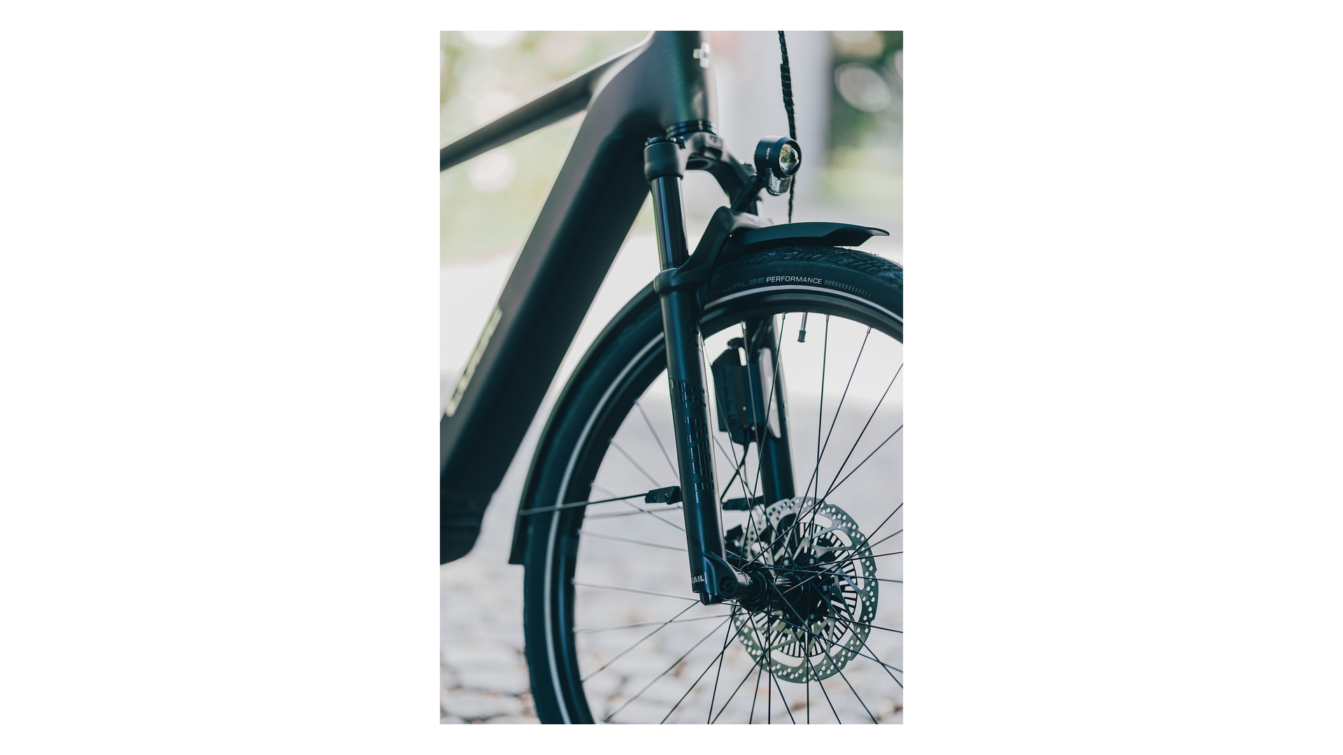 Cube Kathmandu Hybrid EXC 800 stellar´n´chrome