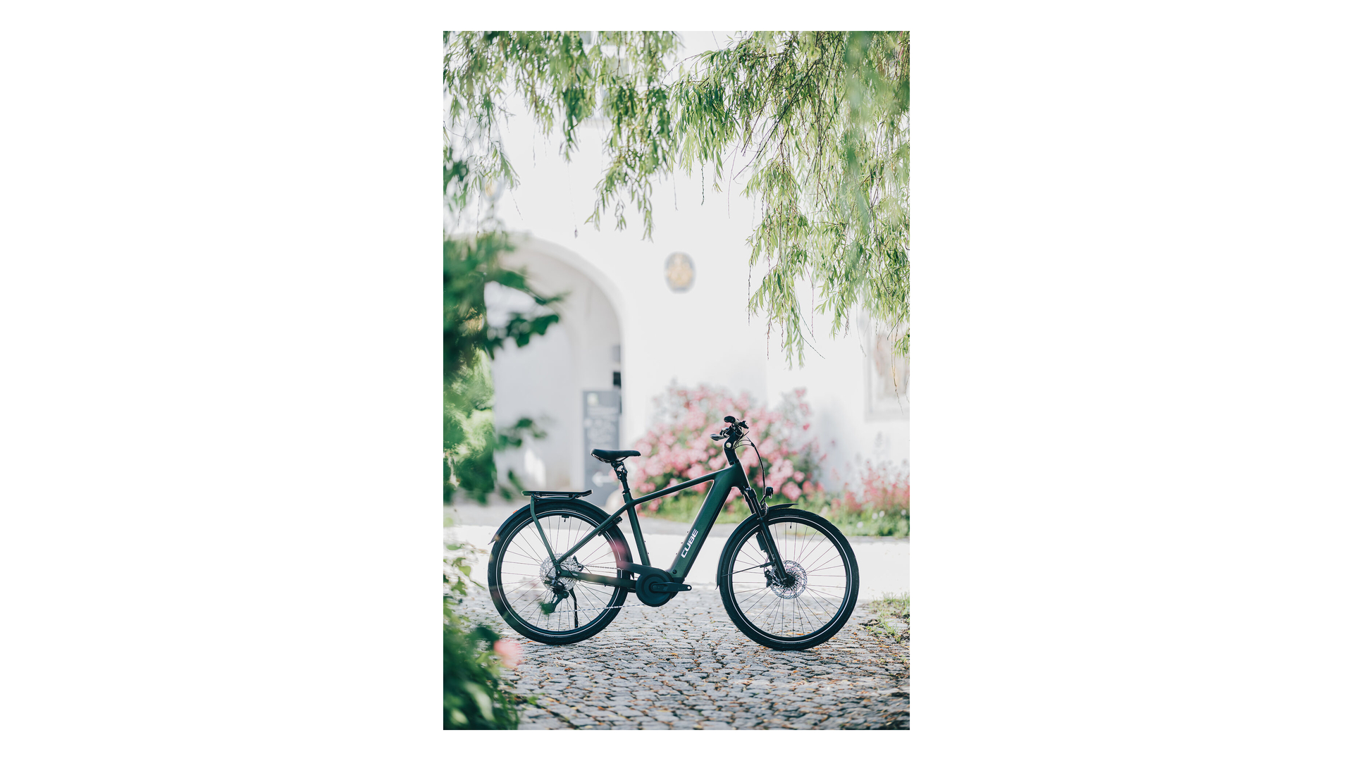 Cube Kathmandu Hybrid EXC 800 stellar´n´chrome