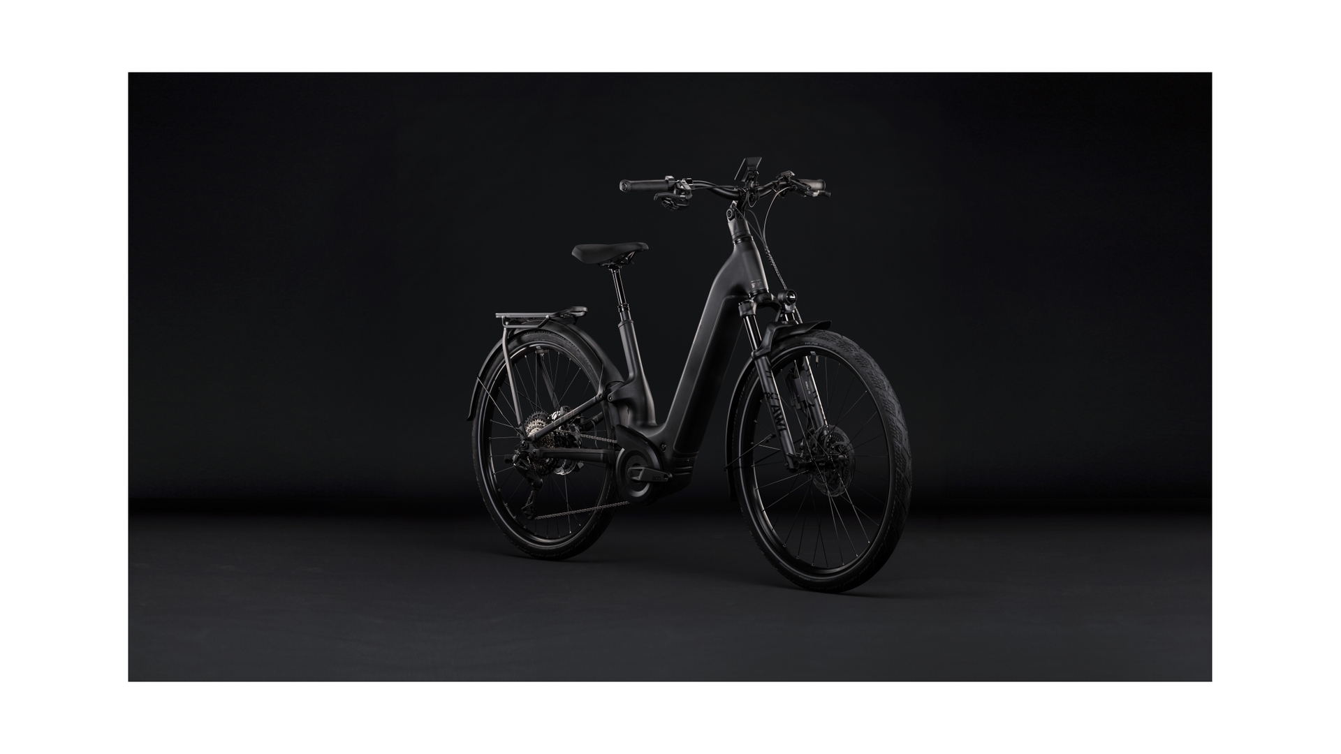 Cube Kathmandu Hybrid ONE11 HPC SLT 800 carbon´n´silverdust