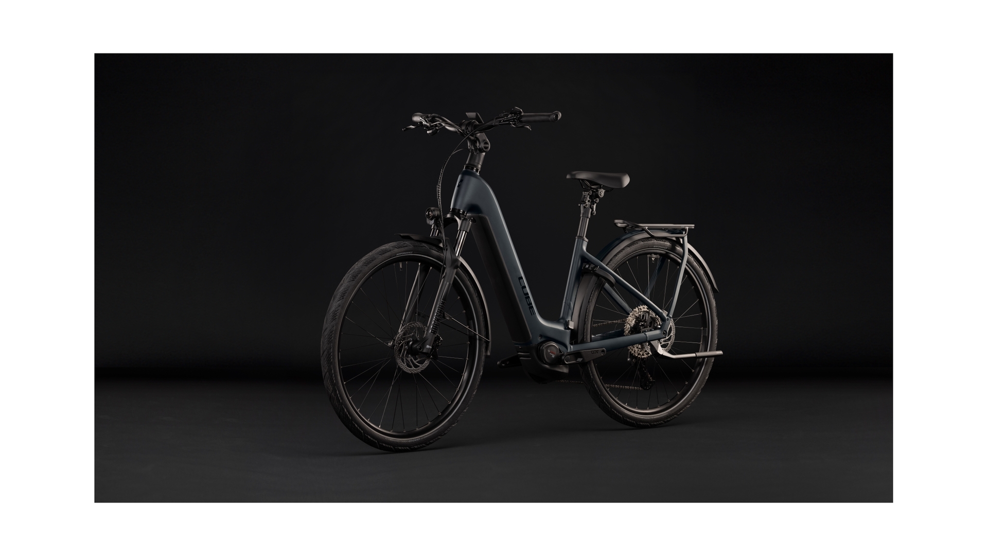 Cube Kathmandu Hybrid Pro 800 coal´n´black