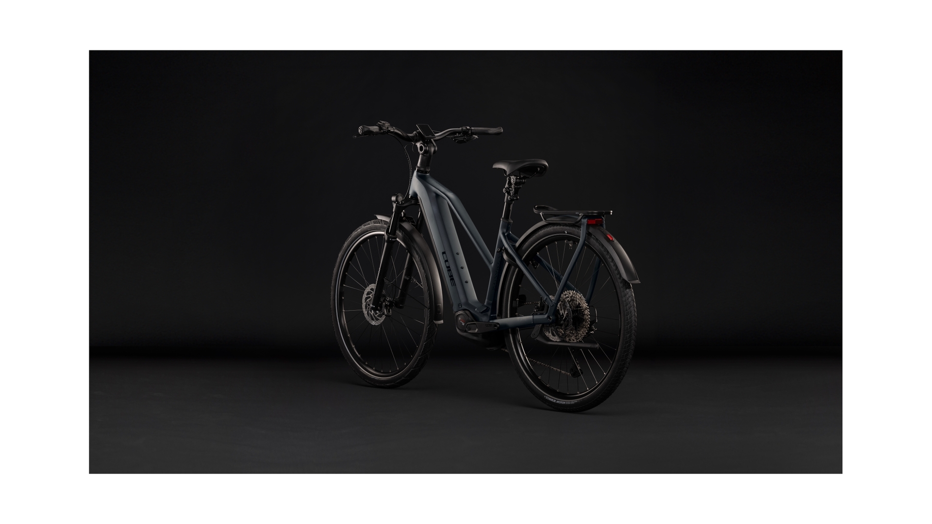 Cube Kathmandu Hybrid Pro 800 coal´n´black