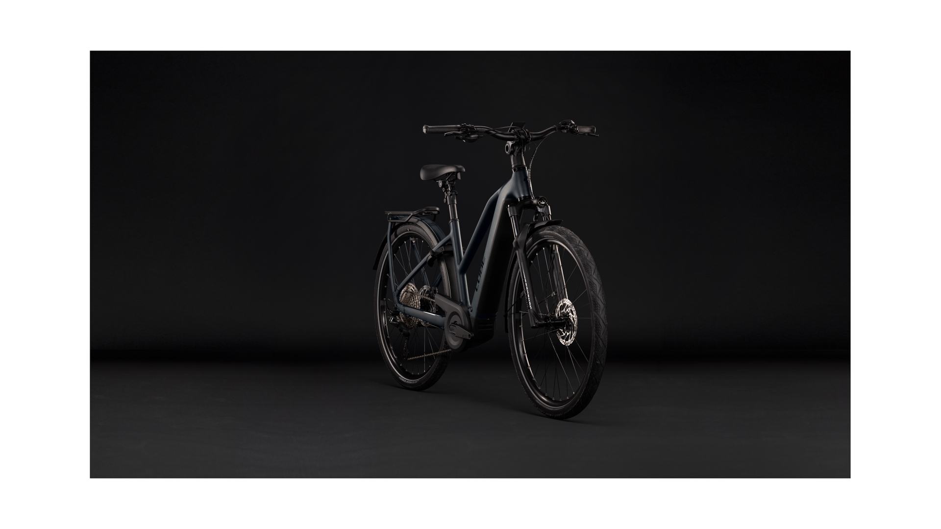 Cube Kathmandu Hybrid Pro 800 coal´n´black