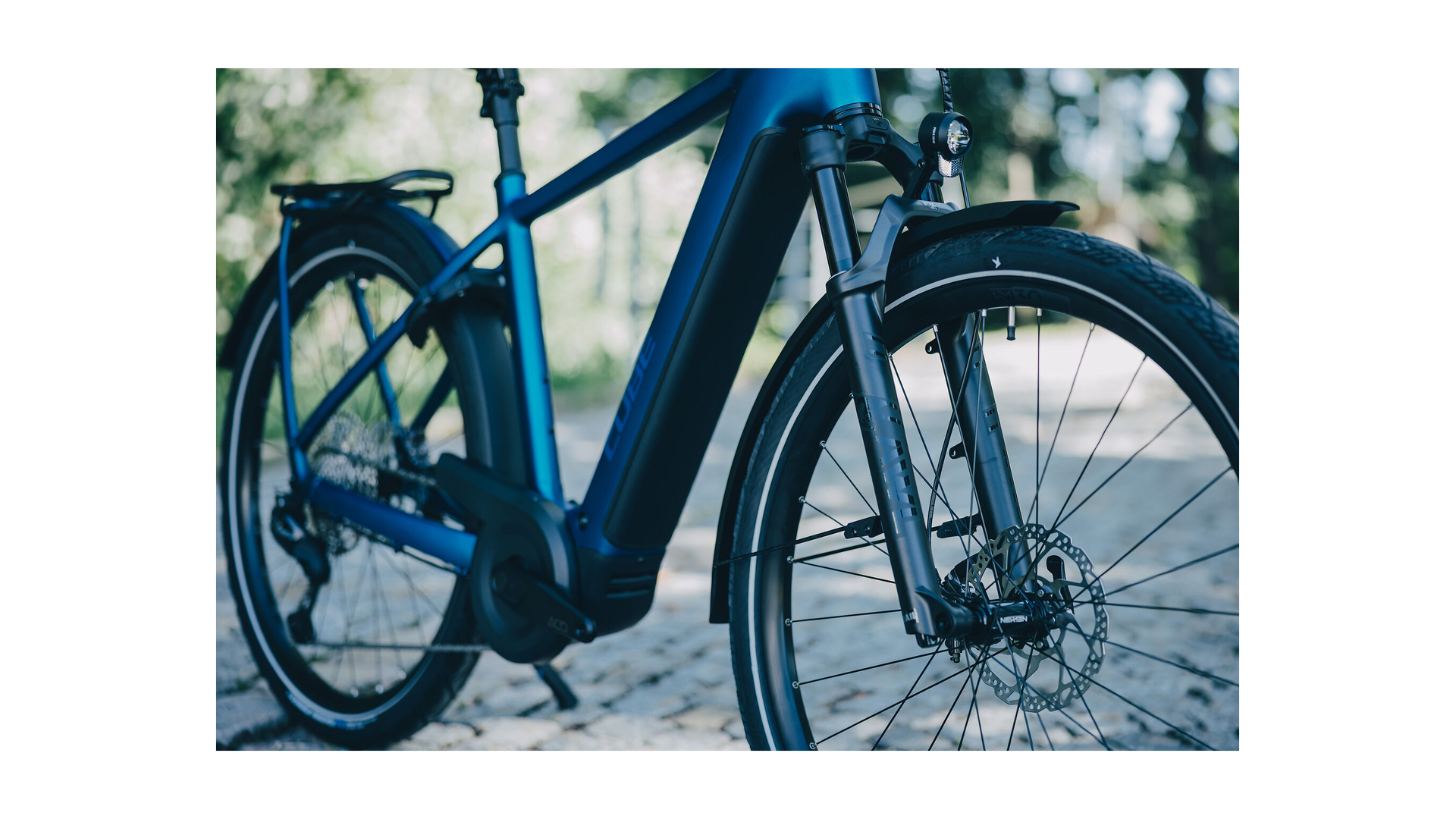 Cube Kathmandu Hybrid SLX 800 nebula´n´prizm