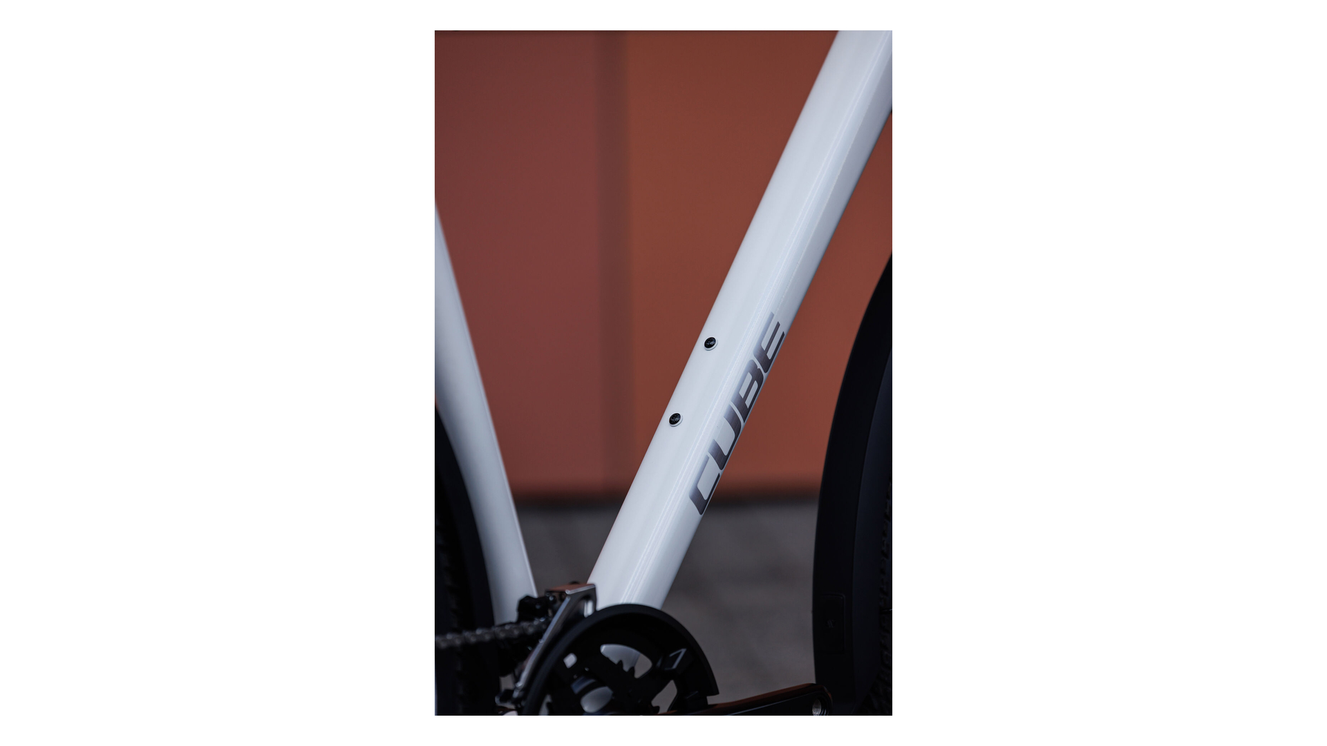 Cube Kathmandu Pro metallicwhite´n´chrome