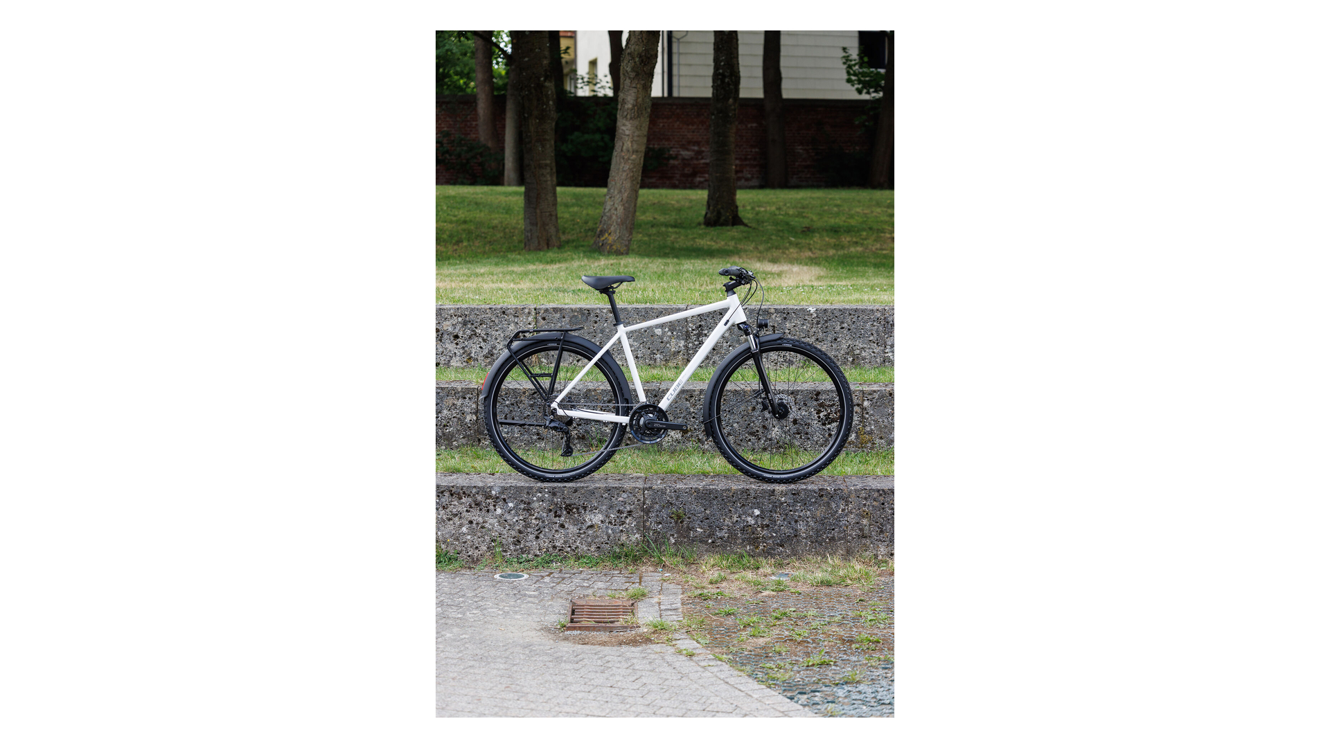 Cube Nature Pro FE metallicwhite´n´reflex