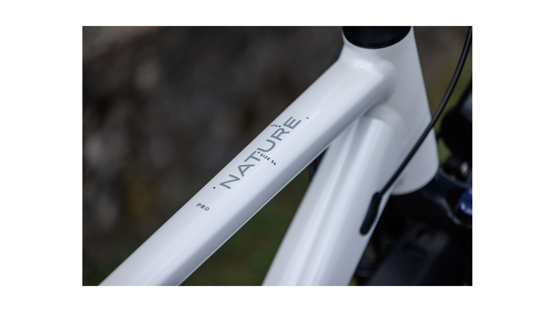 Cube Nature Pro FE metallicwhite´n´reflex