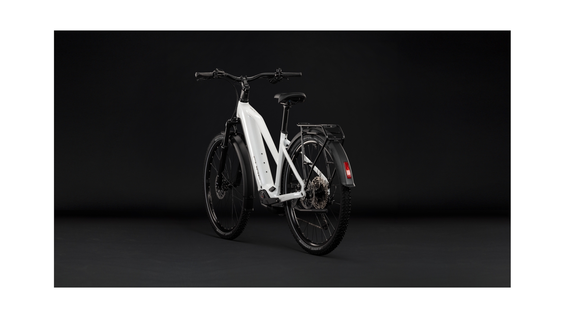 Cube Nuride Hybrid Performance 720 metallicwhite´n´grey