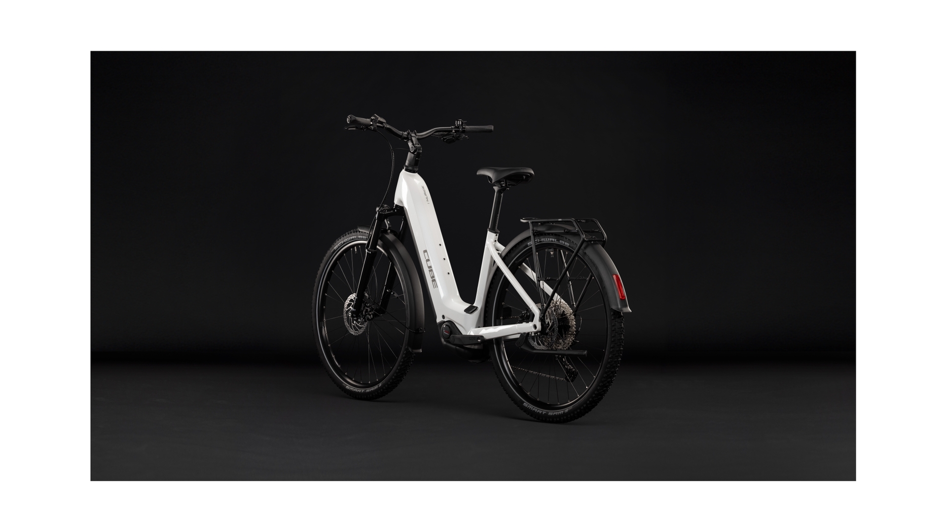 Cube Nuride Hybrid Performance 720 metallicwhite´n´grey