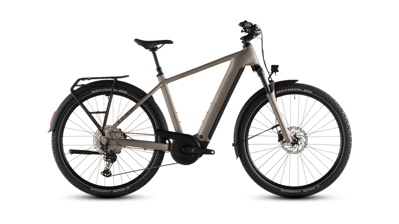 Main image of CUBE CUBE NURIDE HYBRID PRO 600 FLASHSTONE/CHROME