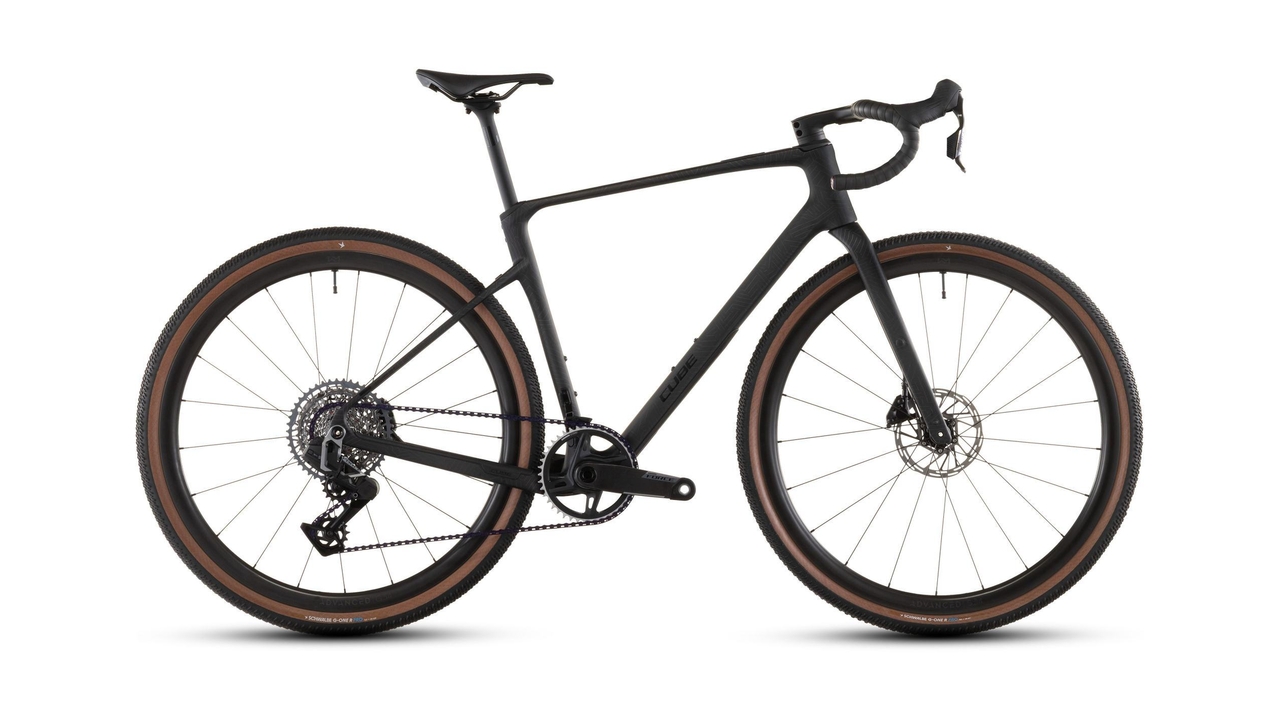 Main image of CUBE CUBE NUROAD C:62 EXC CARBON/CRISSCROSS