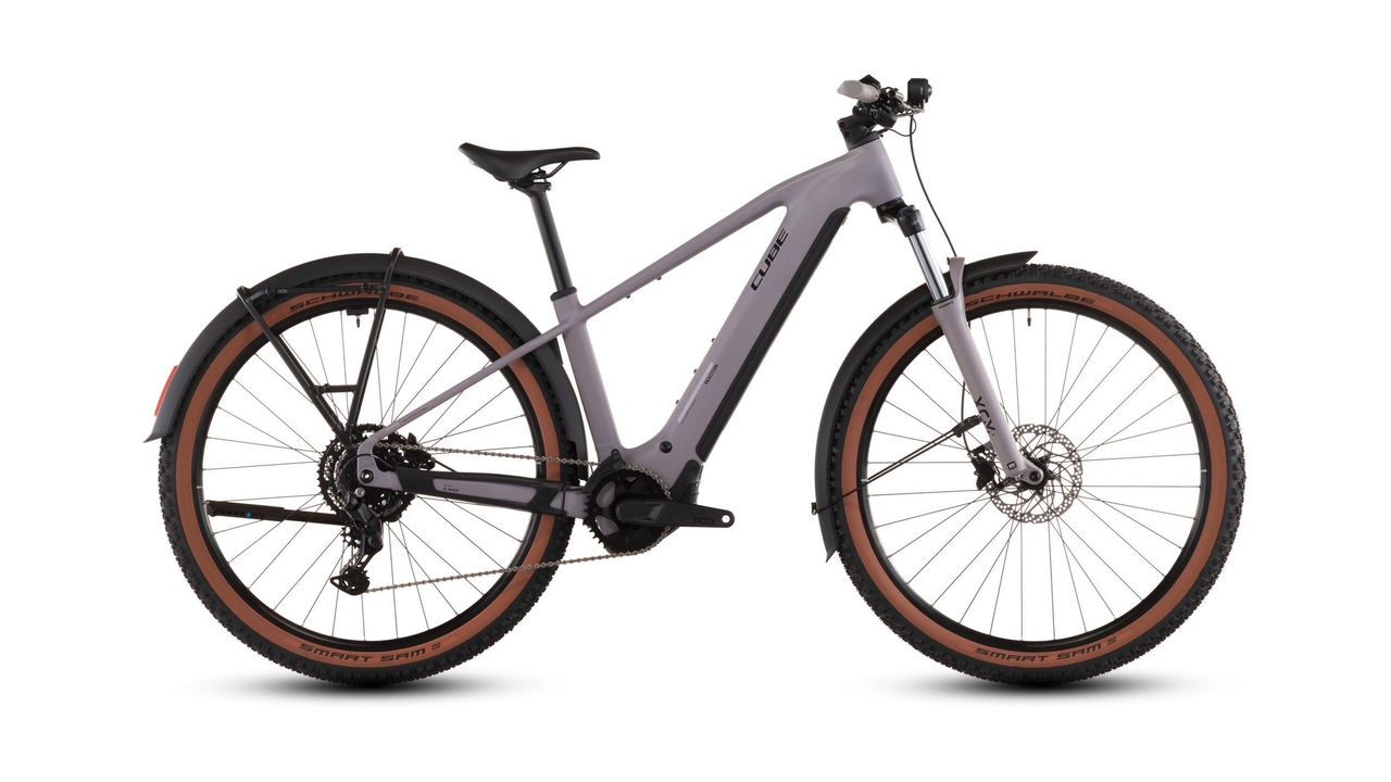 Main image of CUBE CUBE REACTION HYBRID PERFORMANCE 600 FE PLUMGREY/BLACK