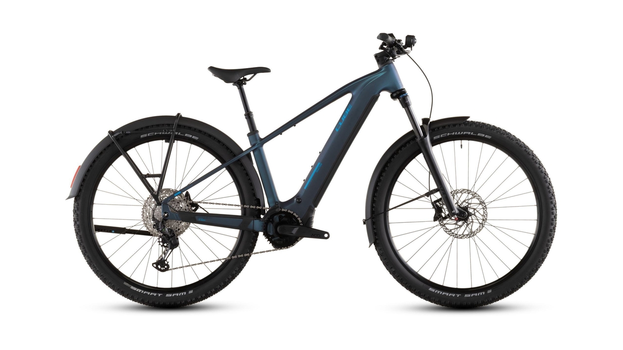 Main image of CUBE CUBE REACTION HYBRID PRO 800 FE NEBULAR/DAZZLE