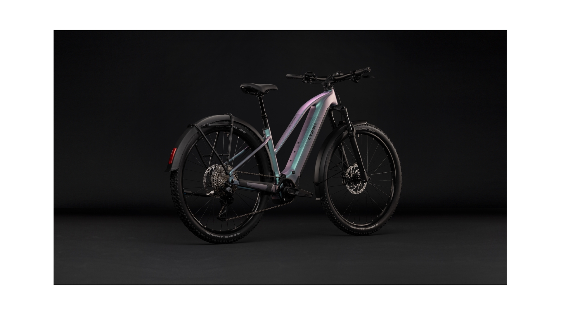 Cube Reaction Hybrid Pro 800 FE polarlight´n´black