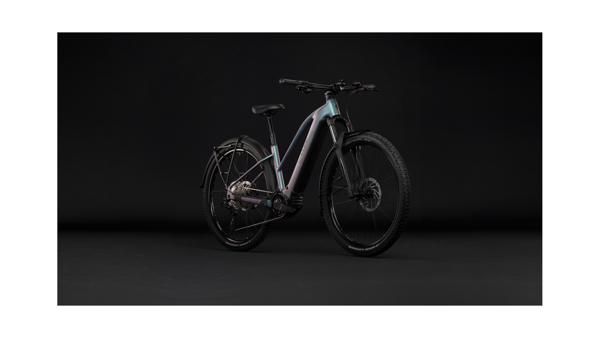 Cube Reaction Hybrid Pro 800 FE polarlight´n´black