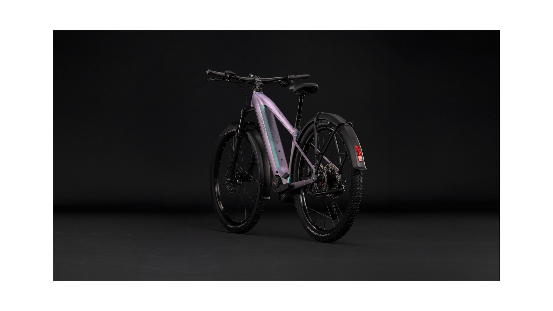 Cube Reaction Hybrid Pro 800 FE polarlight´n´black