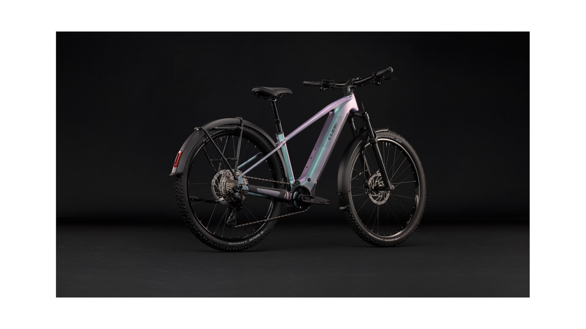 Cube Reaction Hybrid Pro 800 FE polarlight´n´black