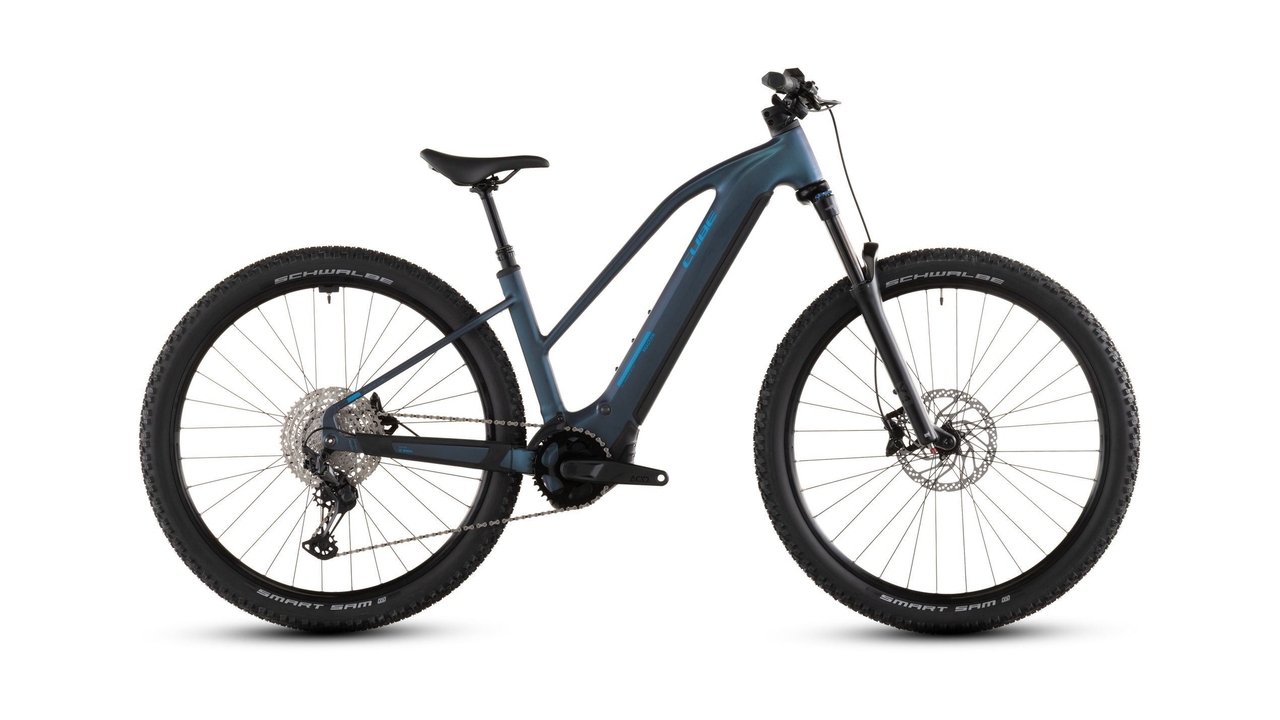 Main image of CUBE CUBE REACTION HYBRID PRO 800 NEBULAR/DAZZLE