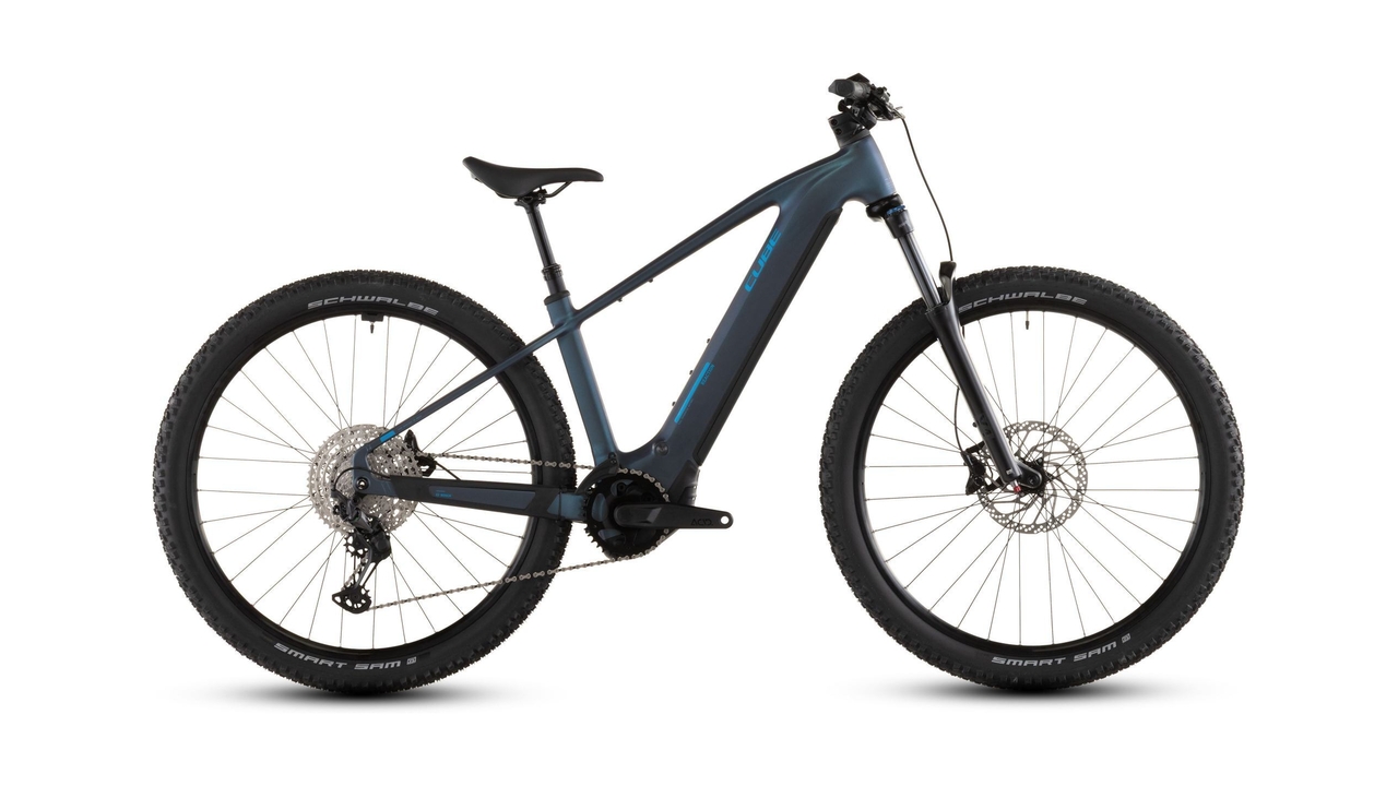 Main image of CUBE CUBE REACTION HYBRID PRO 800 NEBULAR/DAZZLE