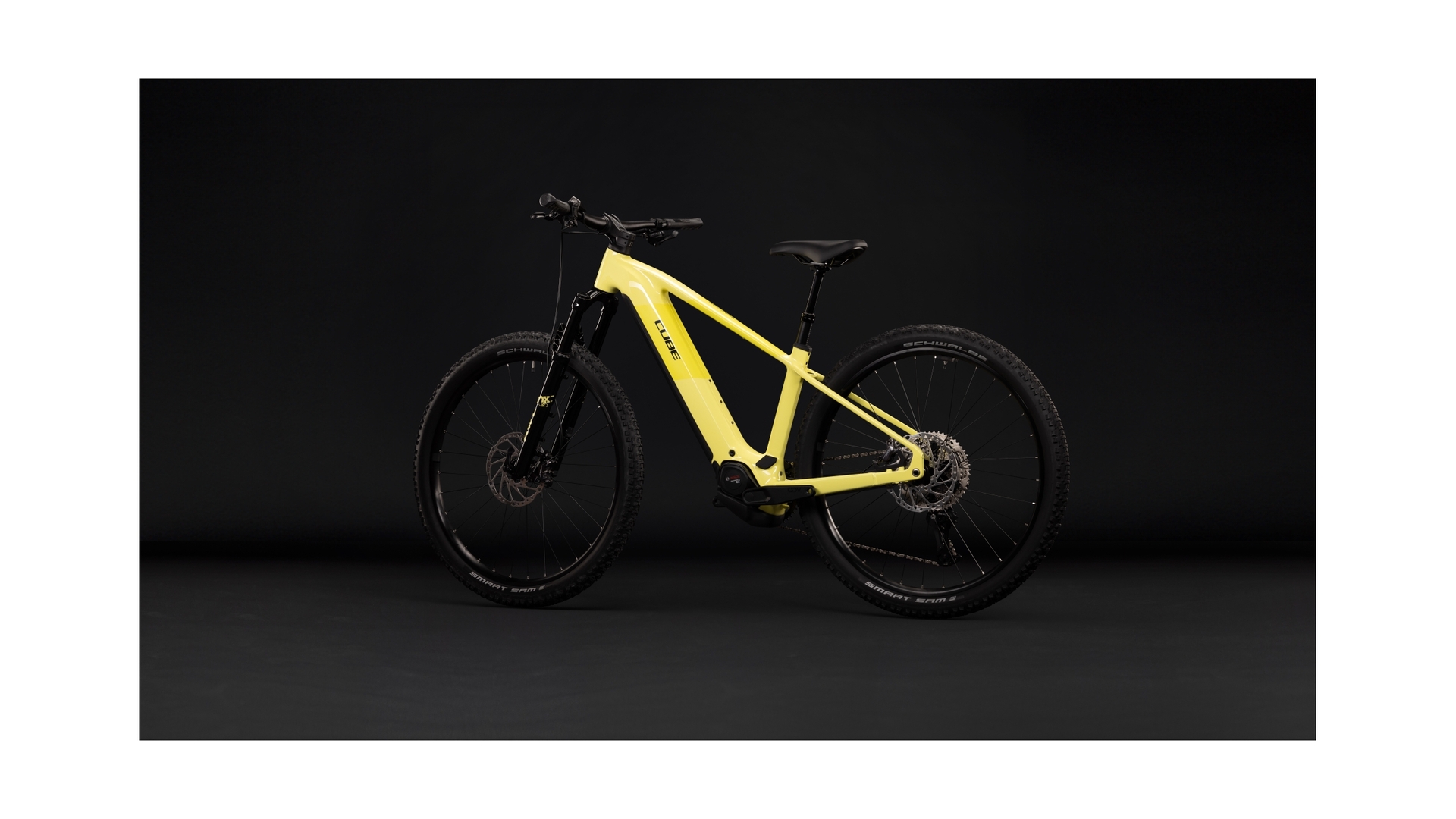 Cube Reaction Hybrid Race 800 bananasplit´n´black