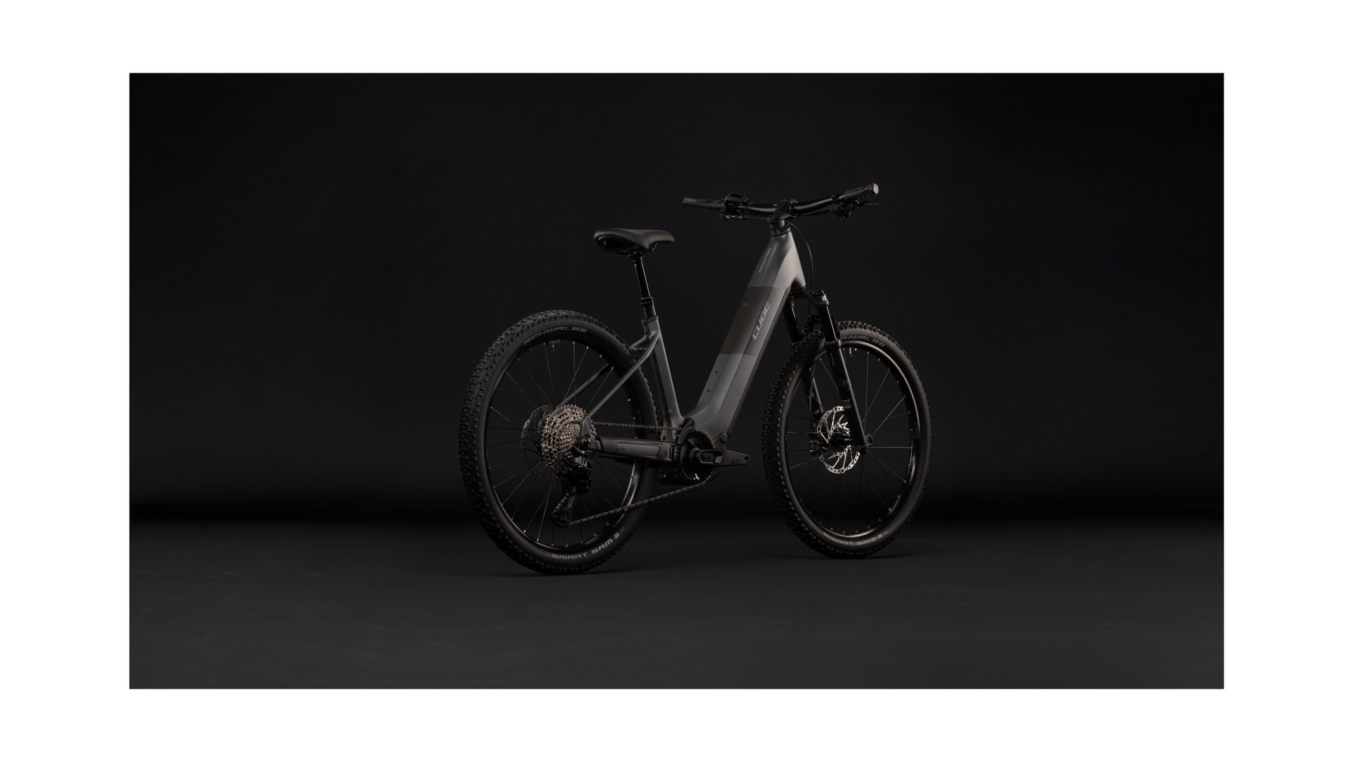 Cube Reaction Hybrid Race 800 slabgrey´n´chrome