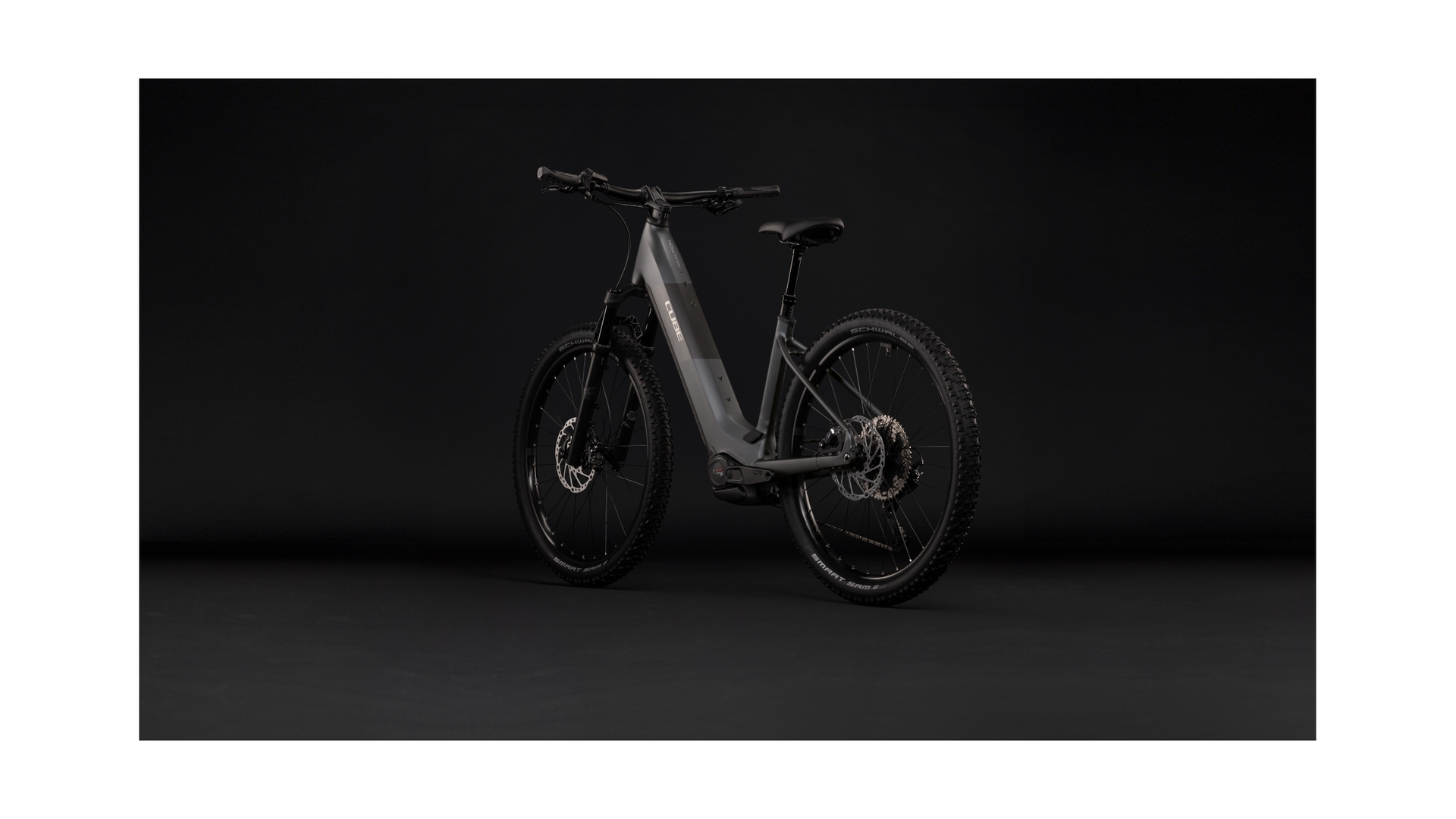 Cube Reaction Hybrid Race 800 slabgrey´n´chrome