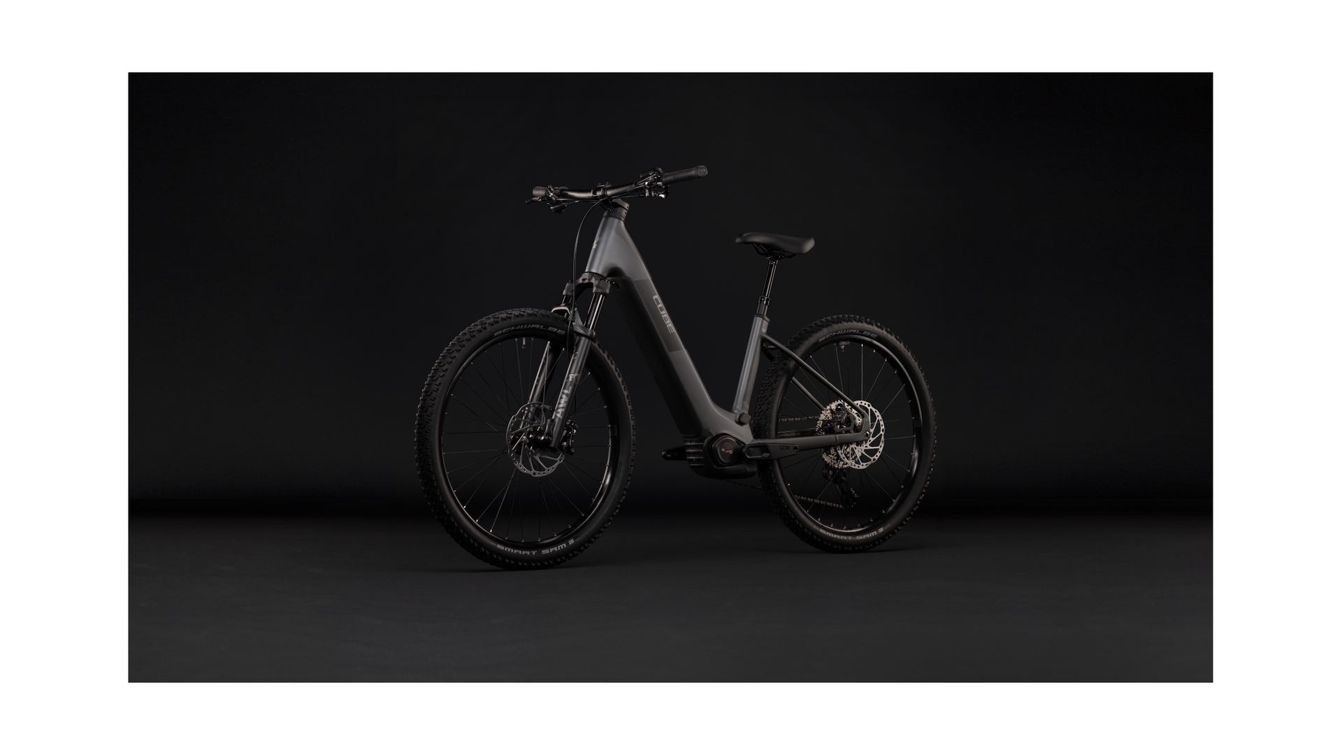 Cube Reaction Hybrid Race 800 slabgrey´n´chrome