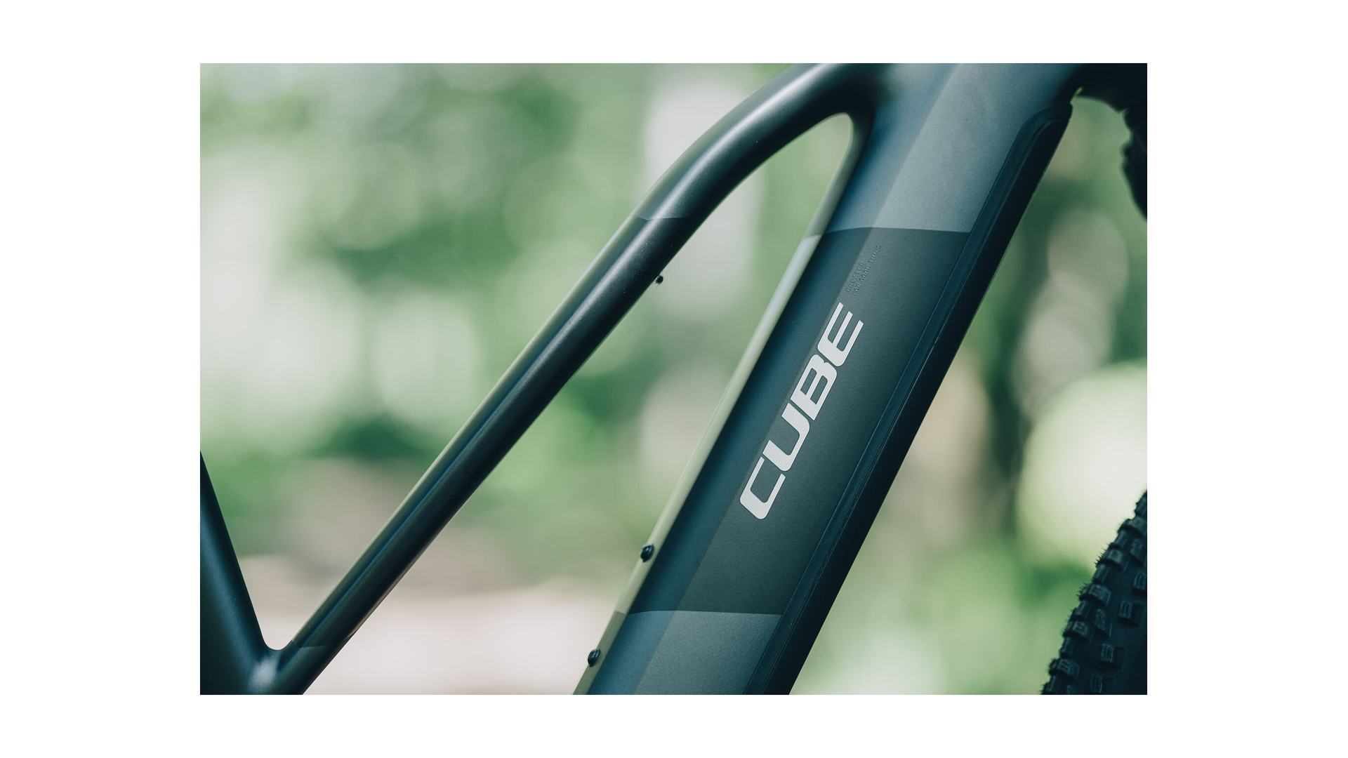 Cube Reaction Hybrid Race 800 slabgrey´n´chrome