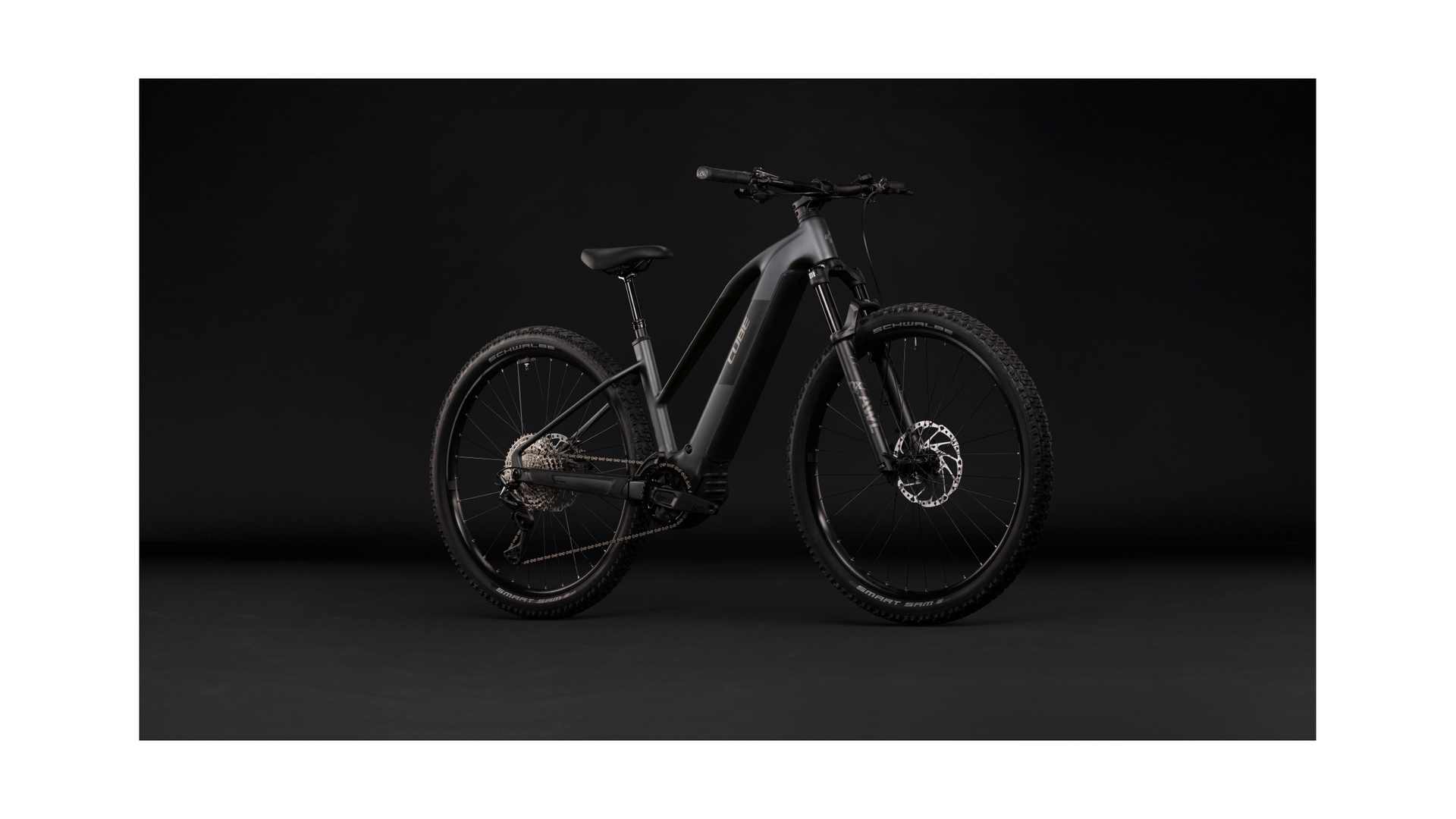 Cube Reaction Hybrid Race 800 slabgrey´n´chrome
