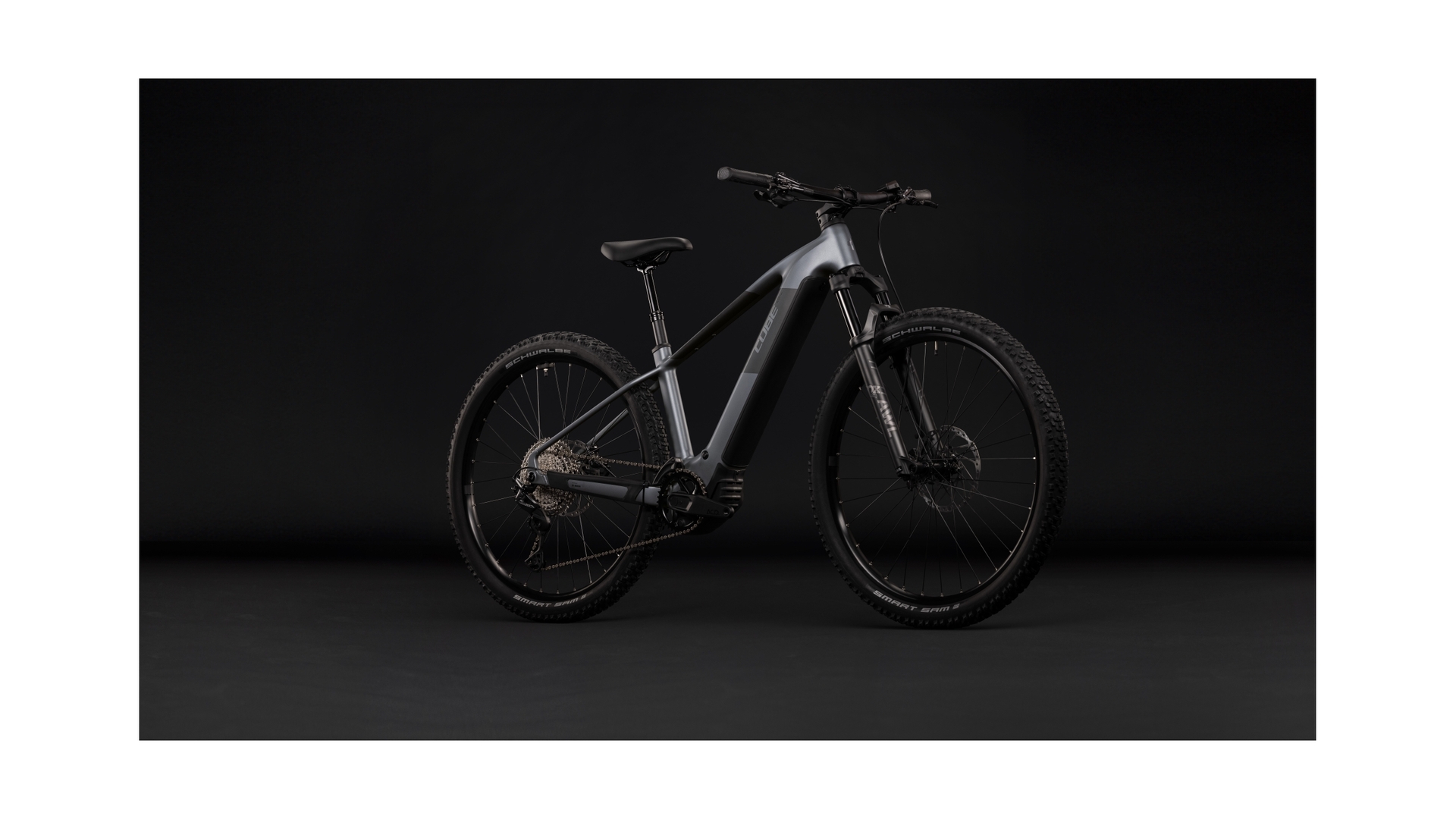 Cube Reaction Hybrid Race 800 slabgrey´n´chrome