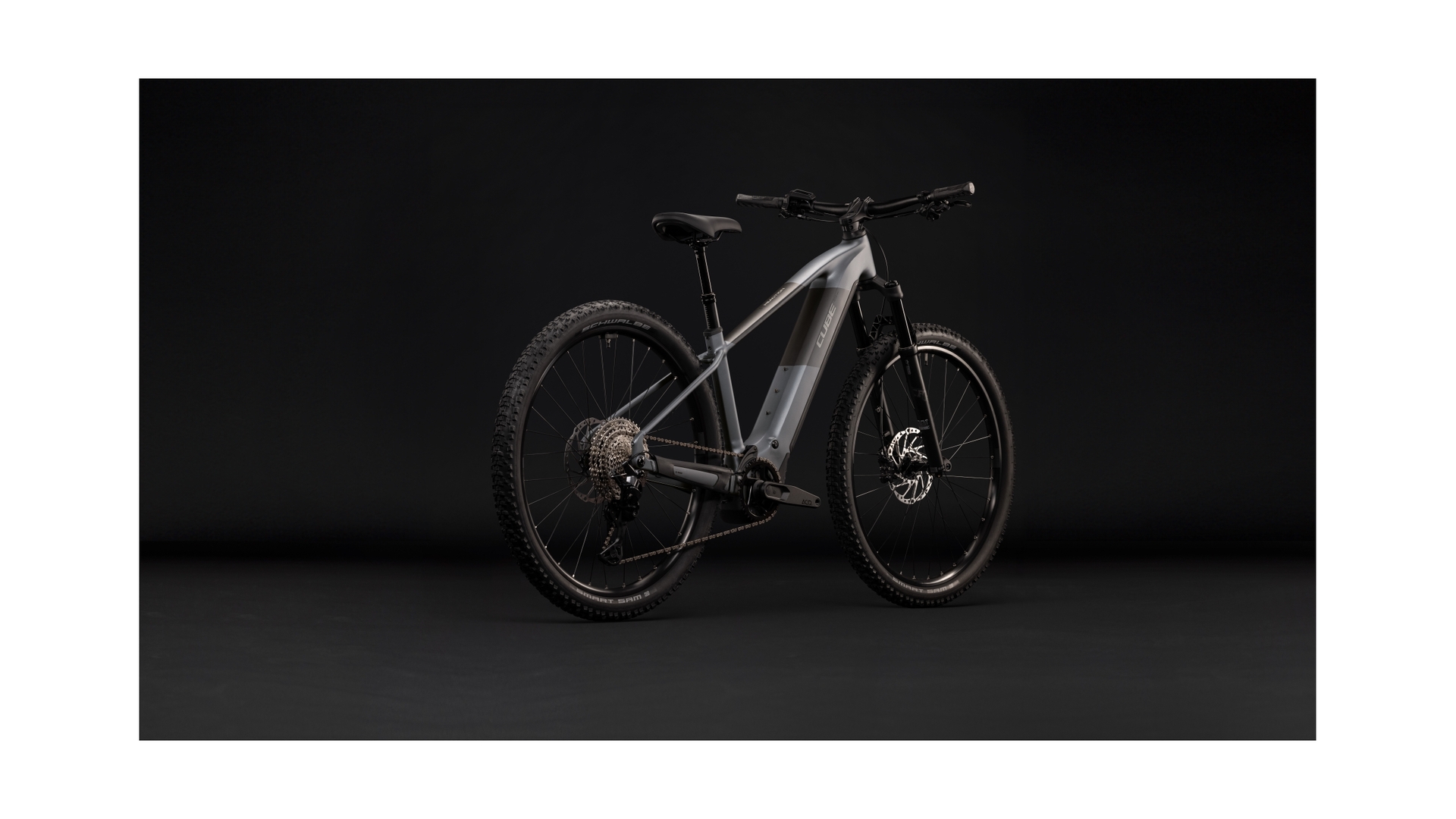 Cube Reaction Hybrid Race 800 slabgrey´n´chrome
