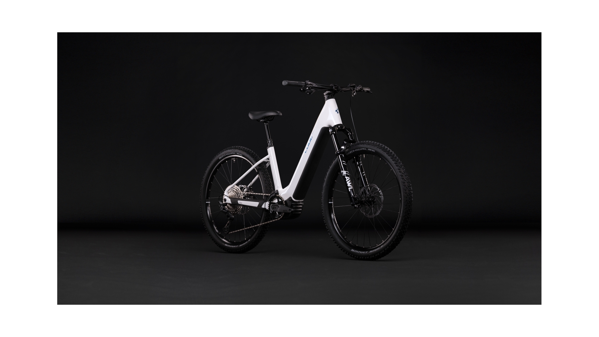 Cube Reaction Hybrid Race 800 snow´n´black