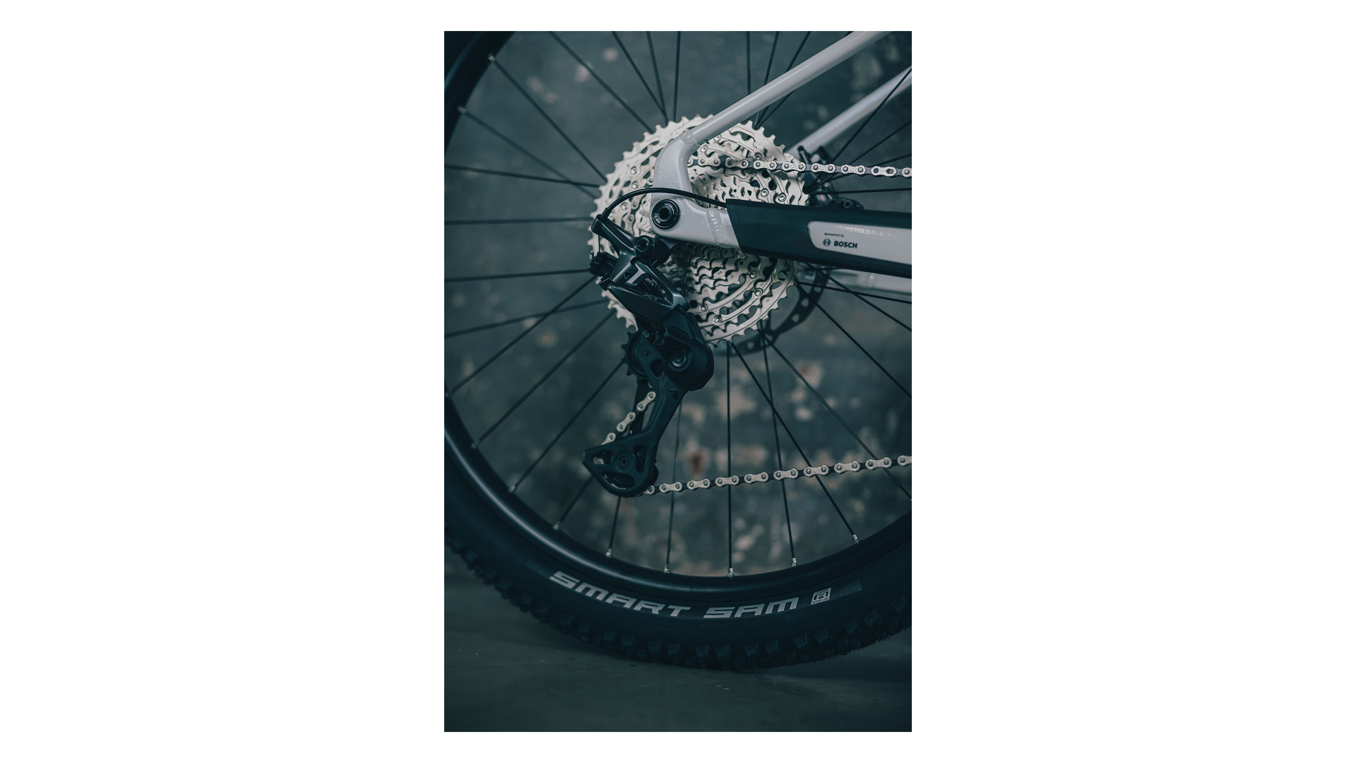 Cube Reaction Hybrid Race 800 snow´n´black