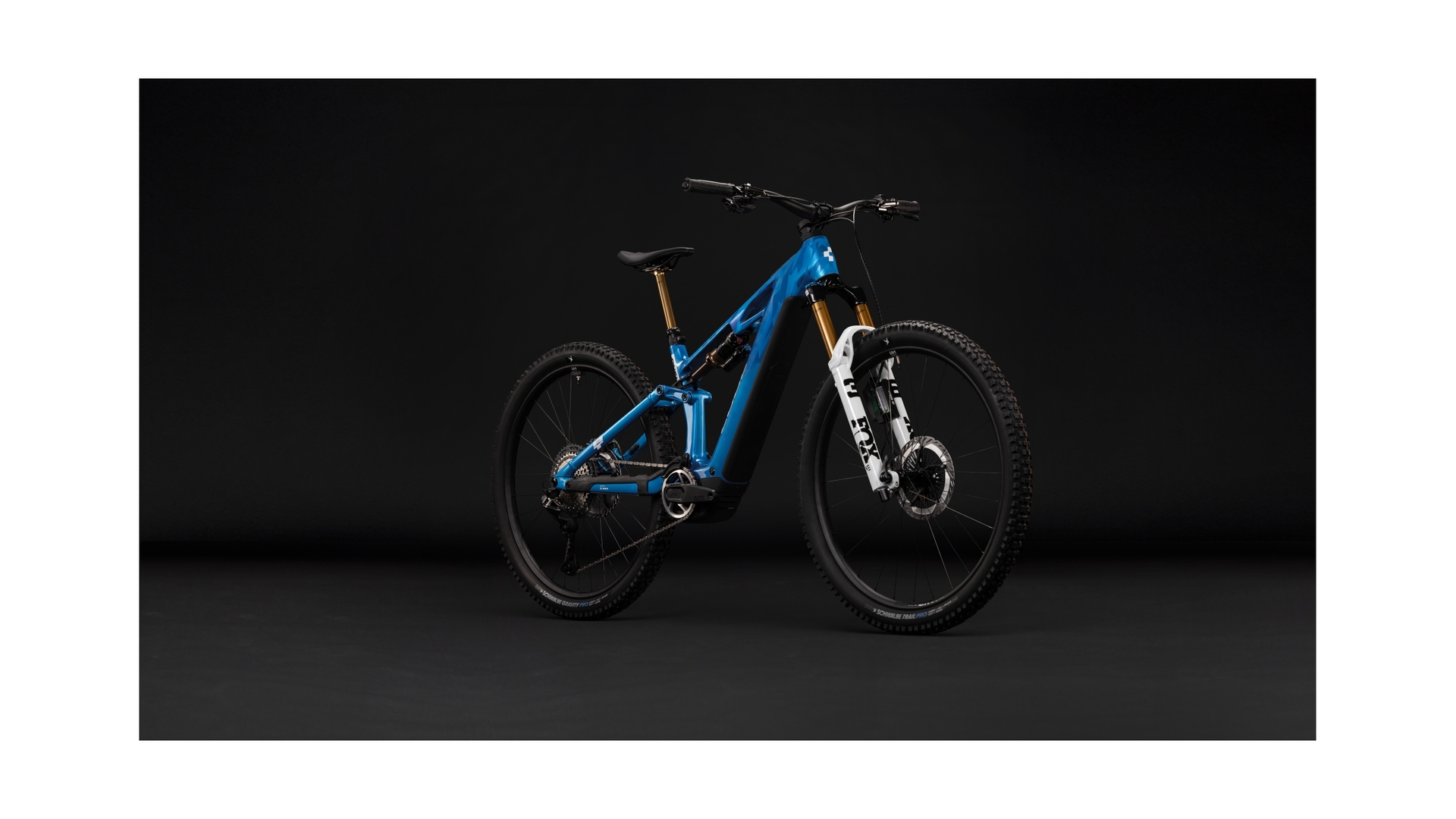 Cube Stereo Hybrid ONE44 HPC AT 800 actionteam