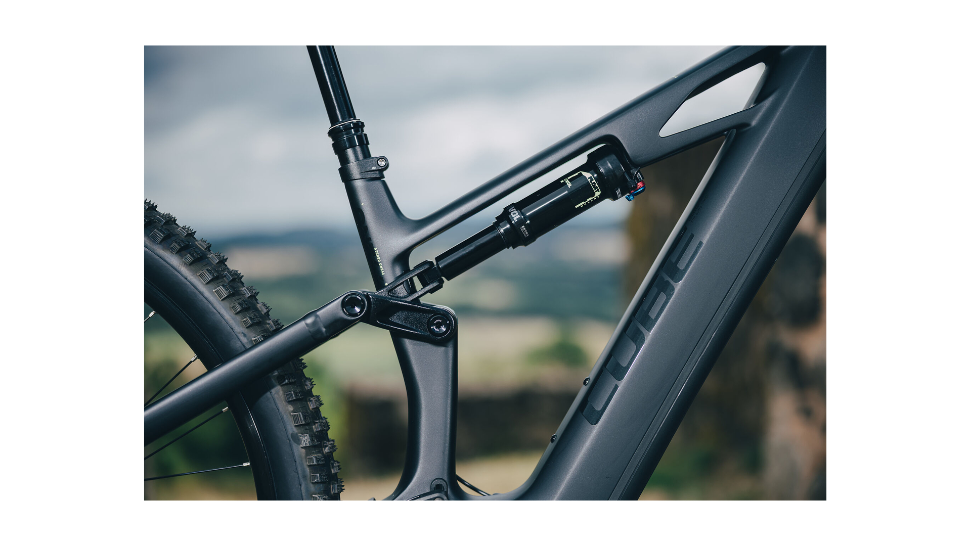 Cube Stereo Hybrid ONE44 HPC Race 800 coal´n´green