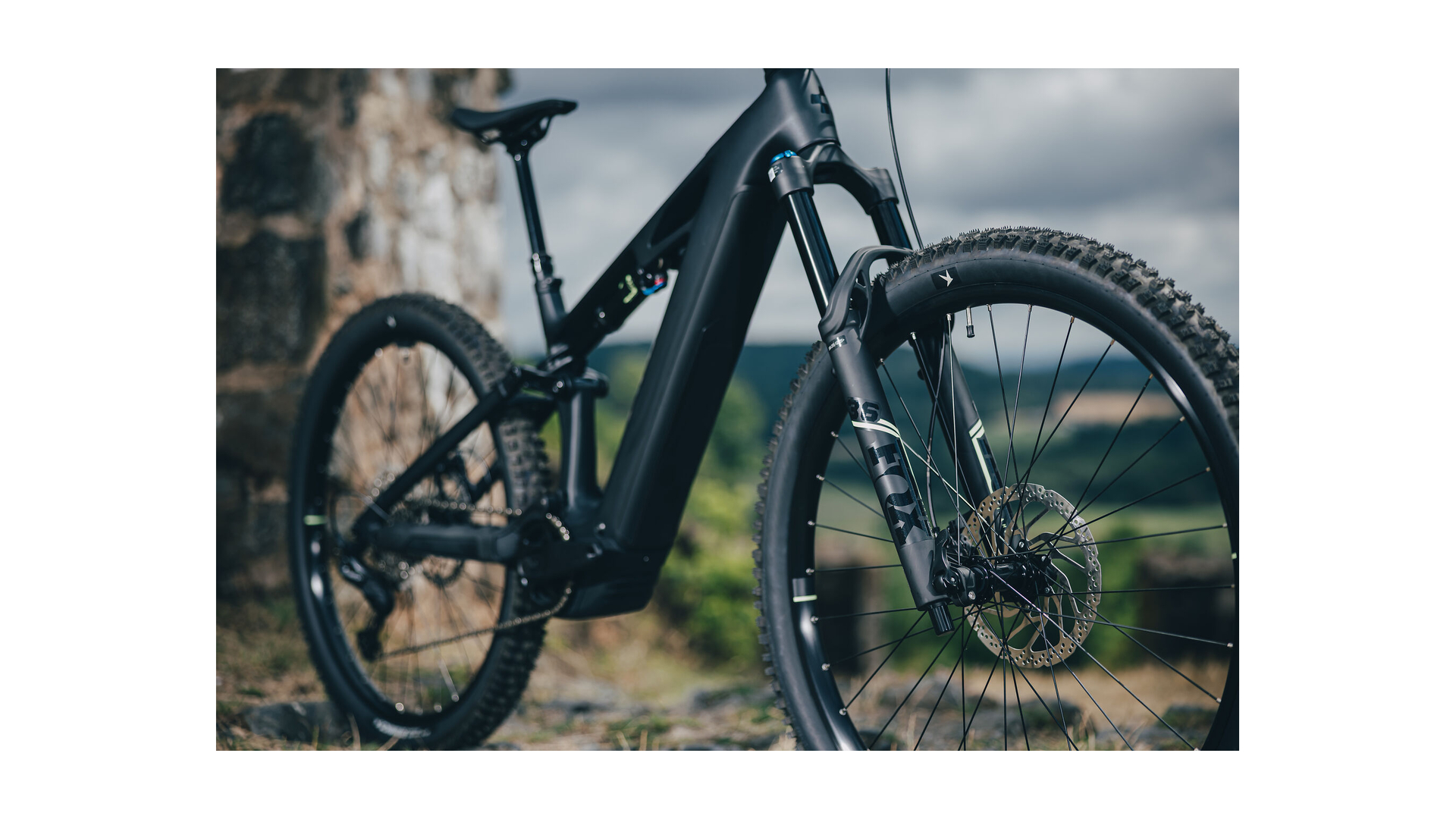 Cube Stereo Hybrid ONE44 HPC Race 800 coal´n´green